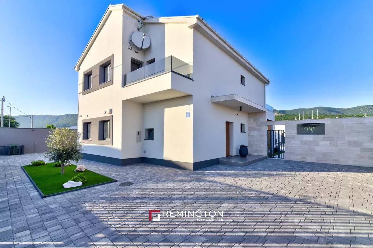 4 Bedroom Villa/Townhouse's Image 30