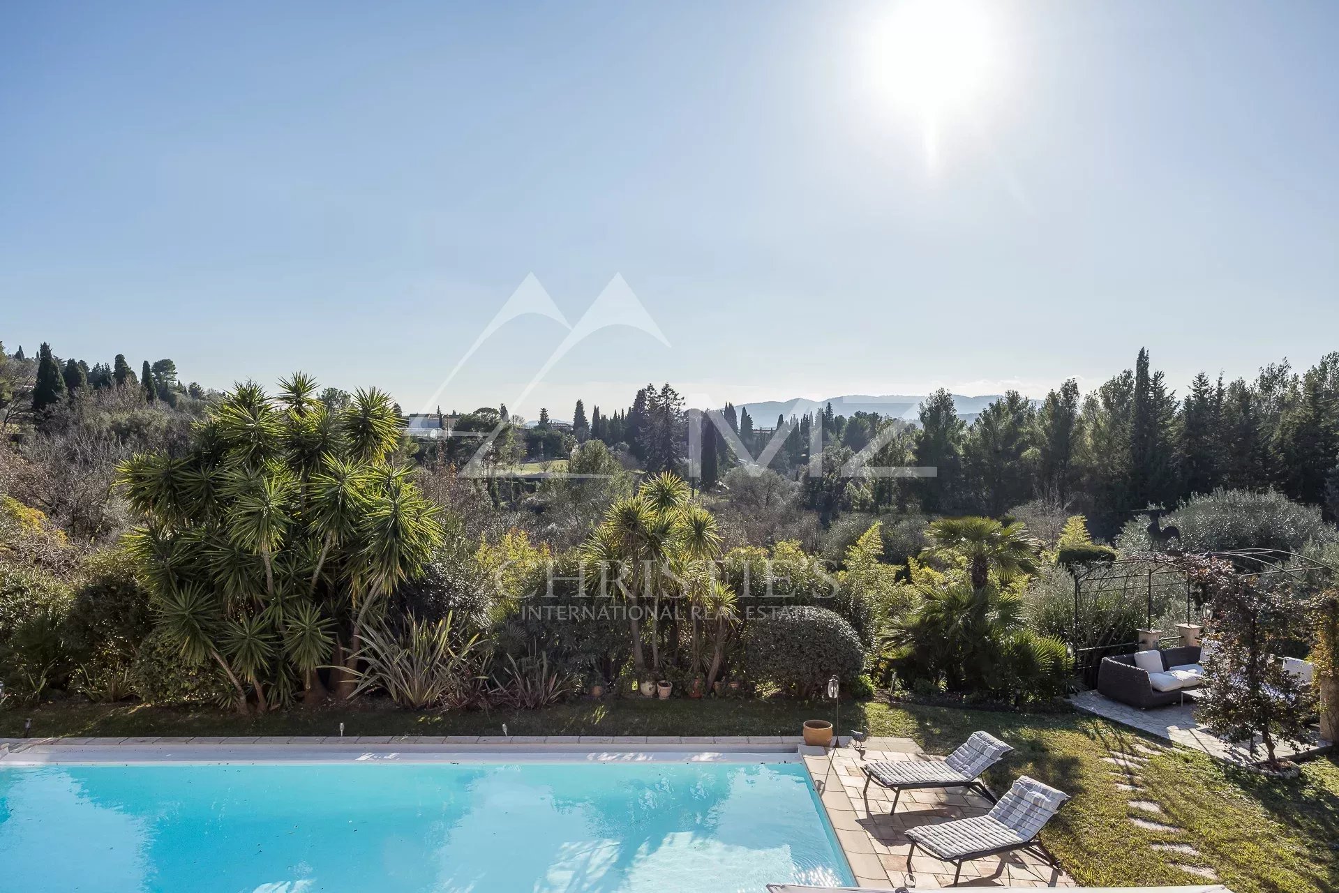 4 Bedroom Villa/Townhouse's Image 7