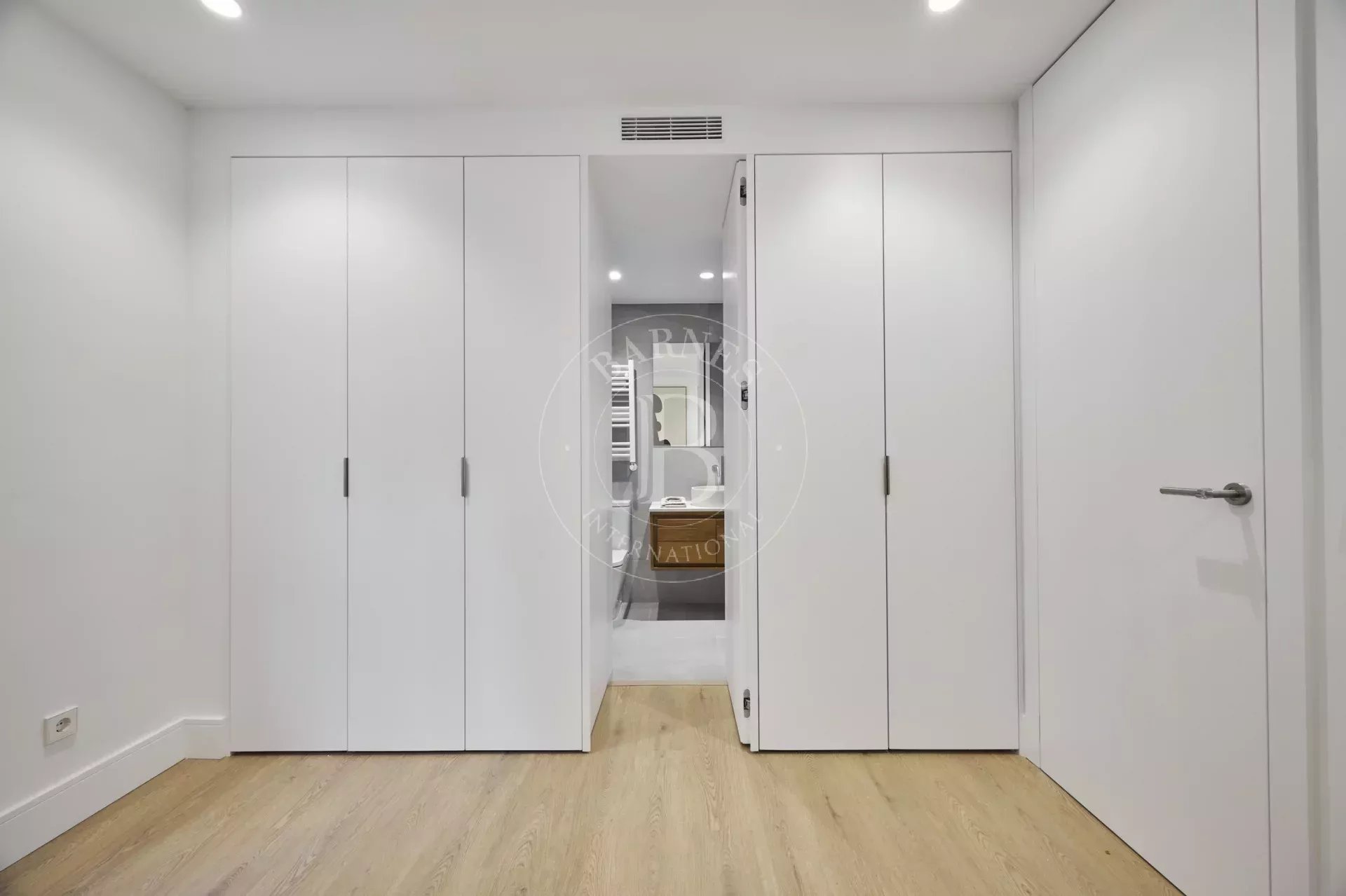 Daire Madrid - picture 13