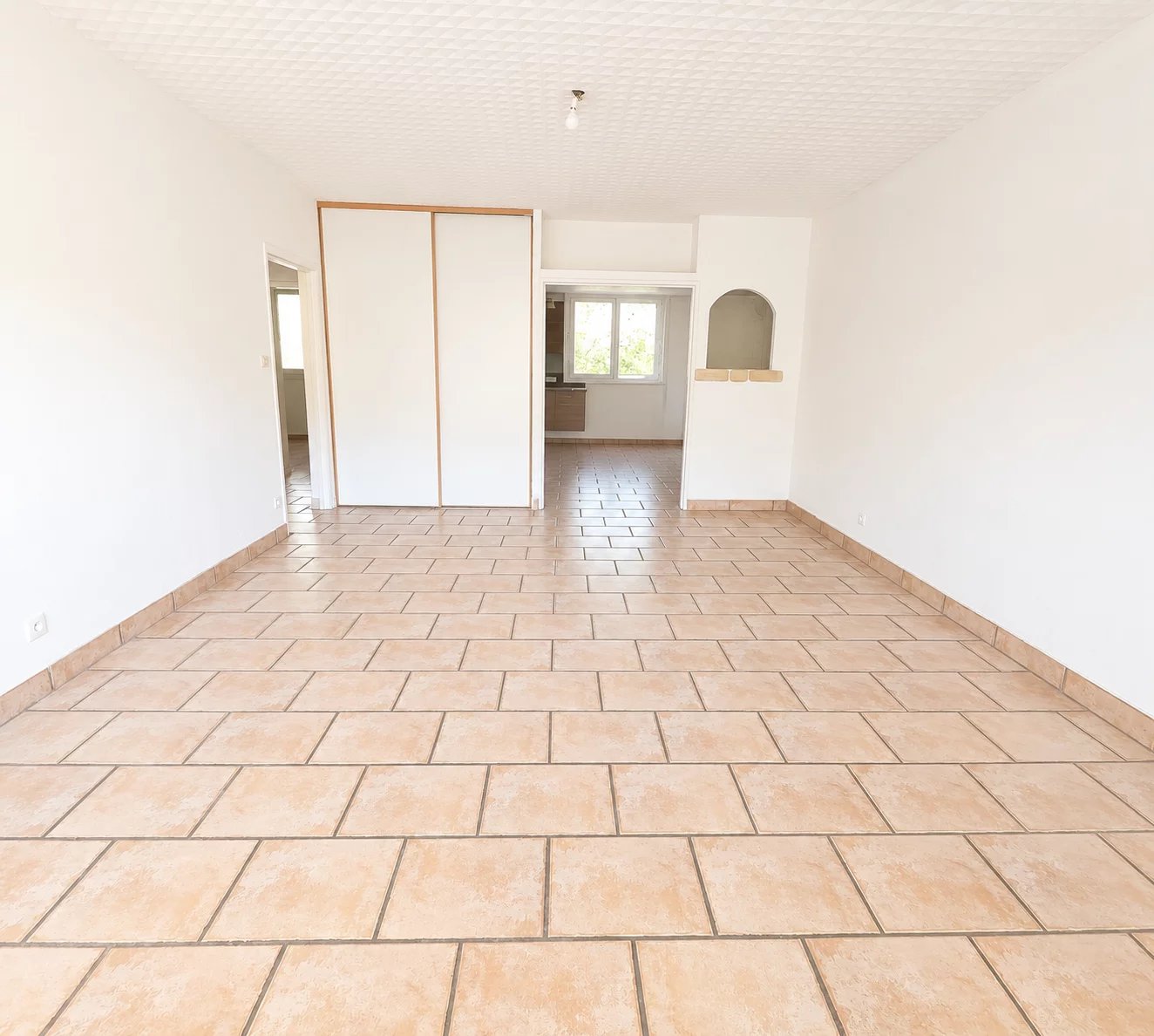 Vend Appartement 3P 70m2 Carros — photo 2