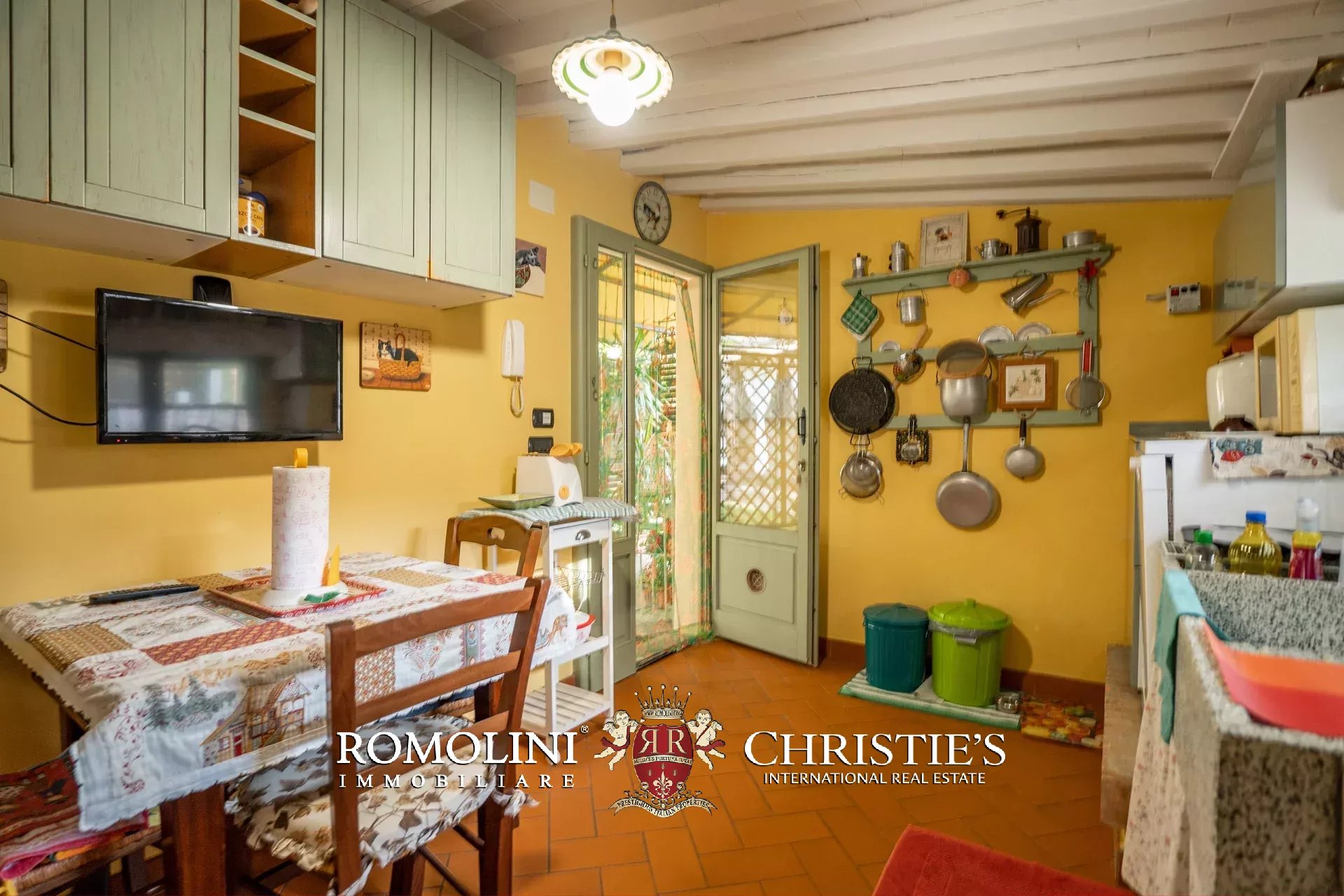 3 Bedroom Villa/Townhouse's Image 64