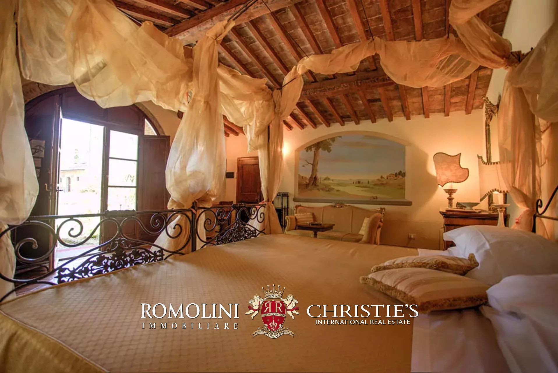 15 Bedroom Villa/Townhouse's Image 35
