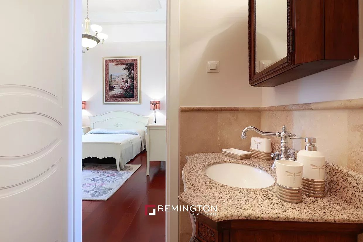 2 Bedroom Apartment/Flat's Image 9