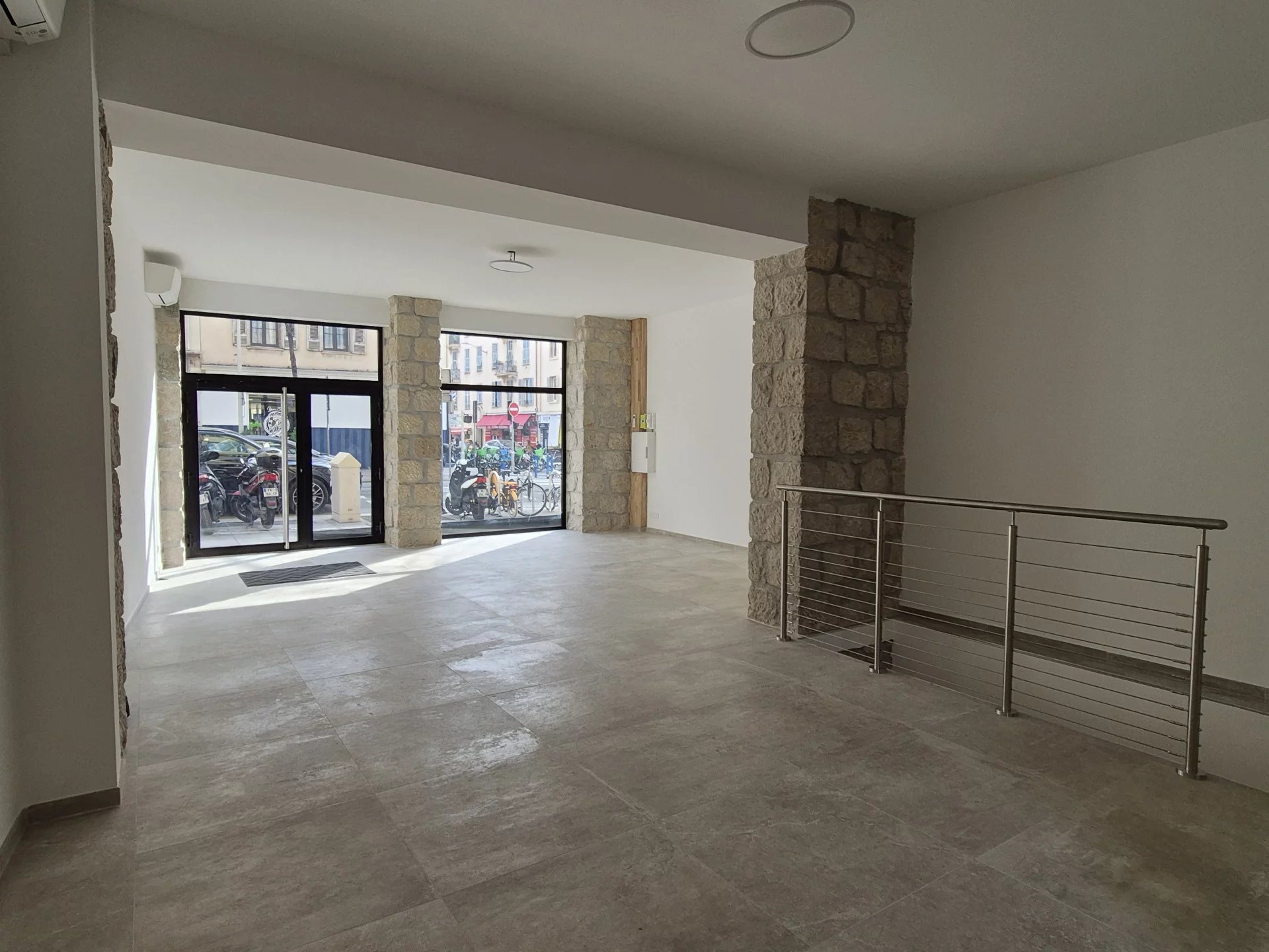 МИЛАЯ - ГАМБЕТТА - ОФИСЫ