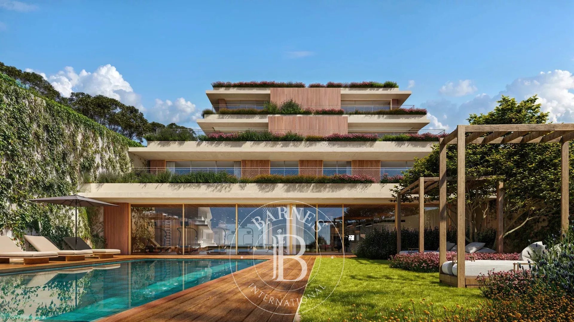 Private pool and sea view