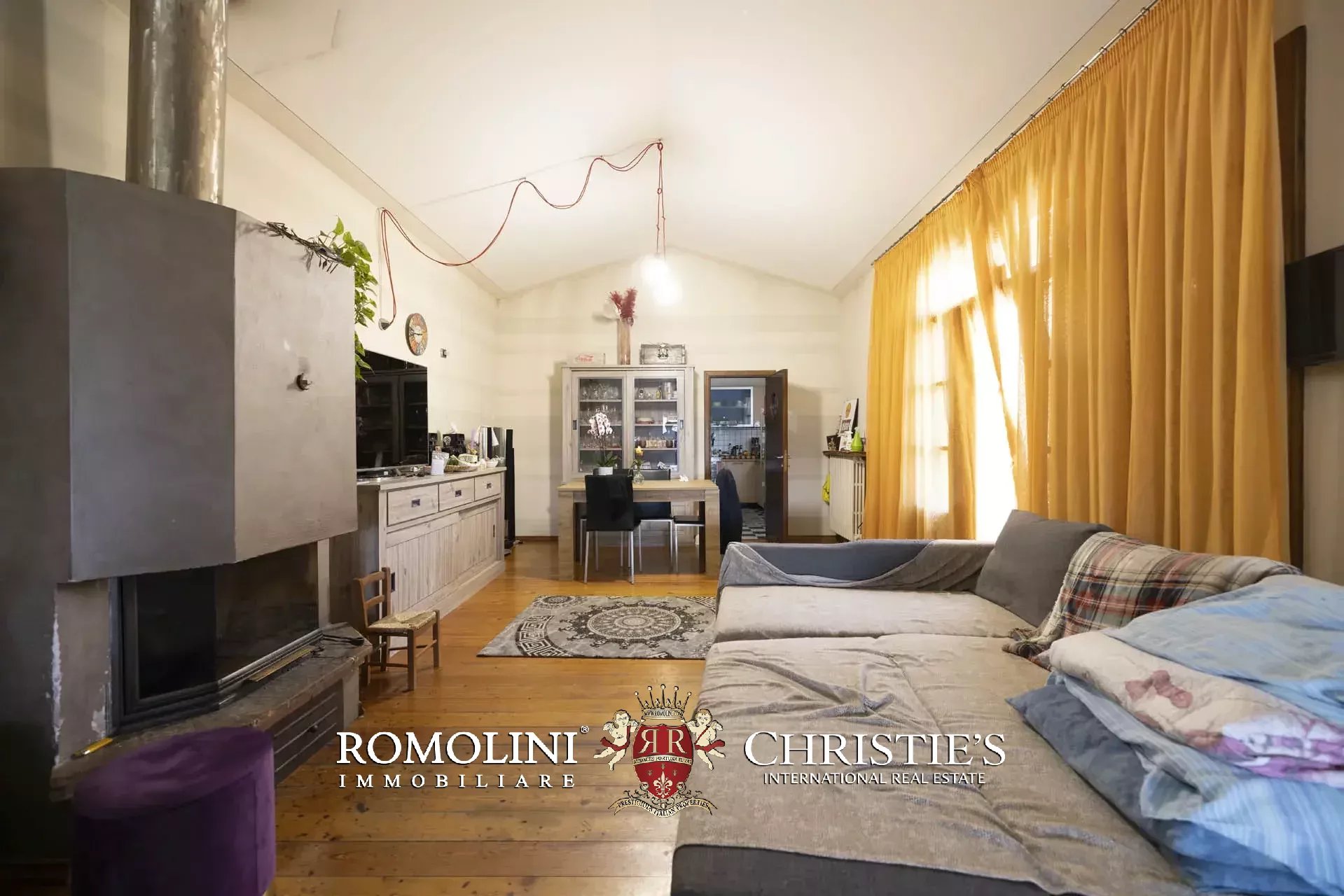 5 Bedroom Villa/Townhouse's Image 64