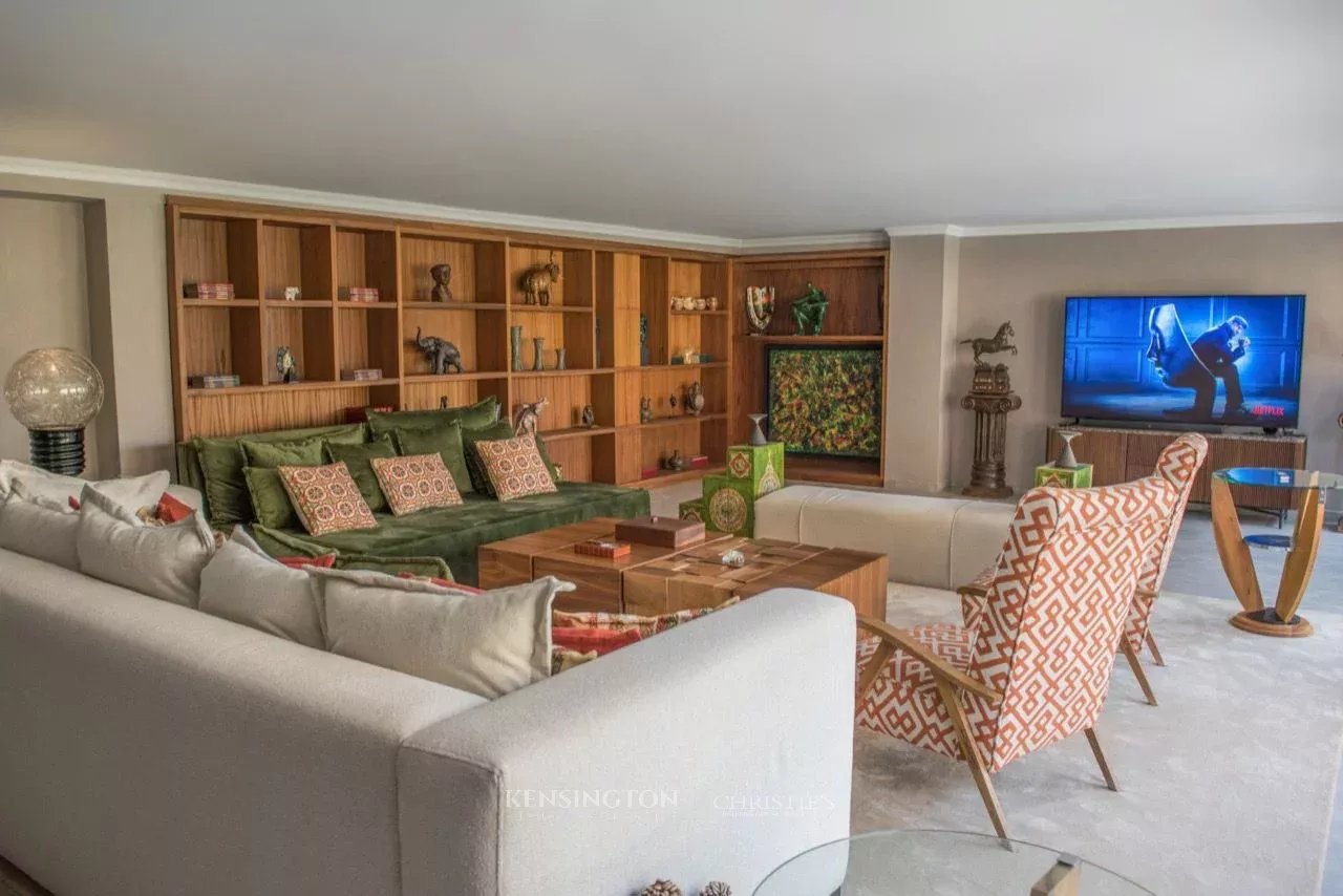 5 Bedroom Villa/Townhouse's Image 11