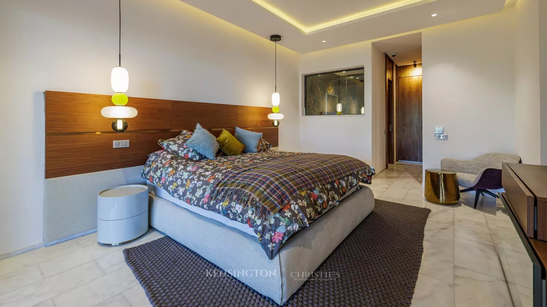 5 Bedroom Villa/Townhouse's Image 28
