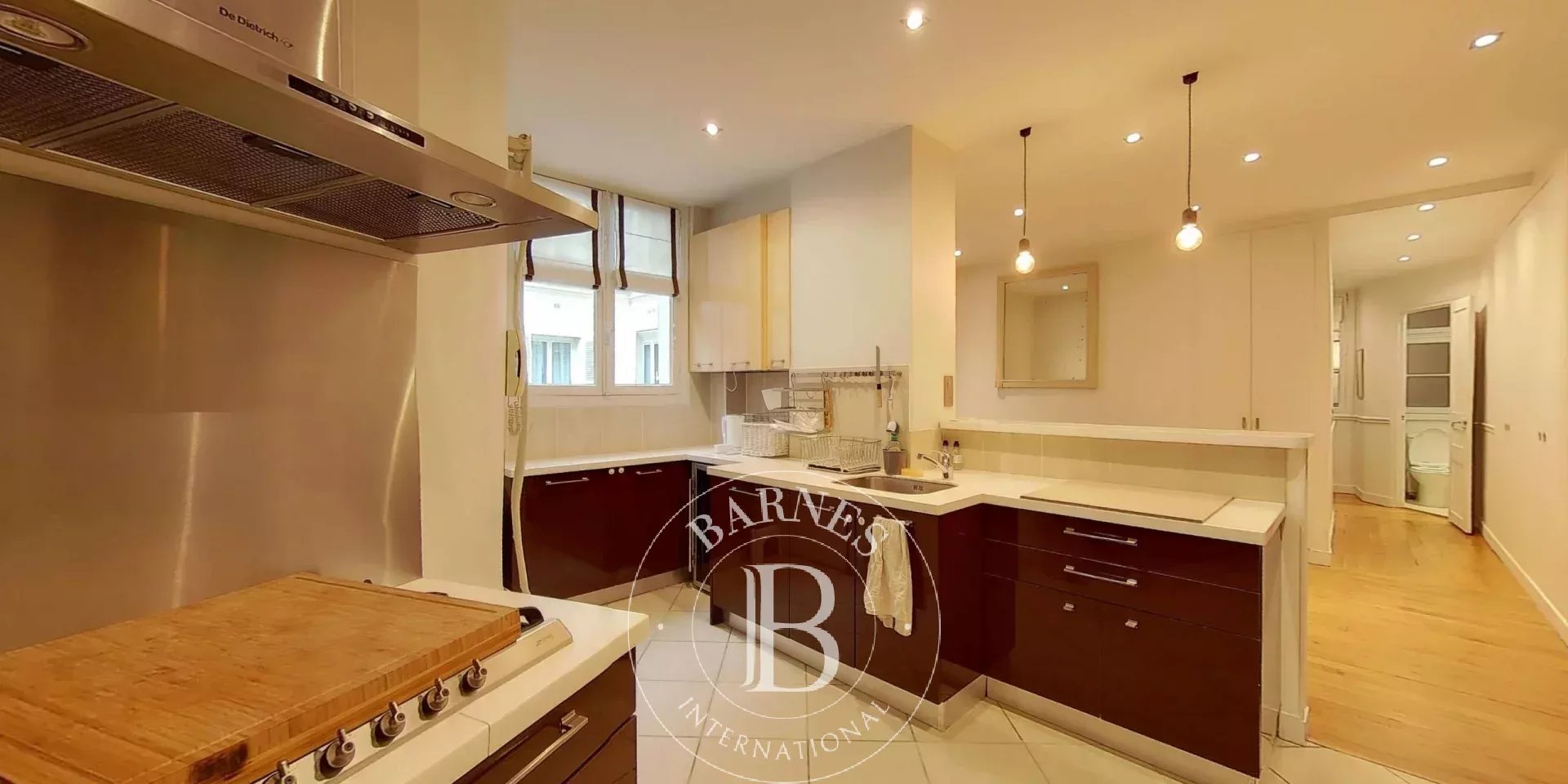 Daire Paris 8ème - picture 8