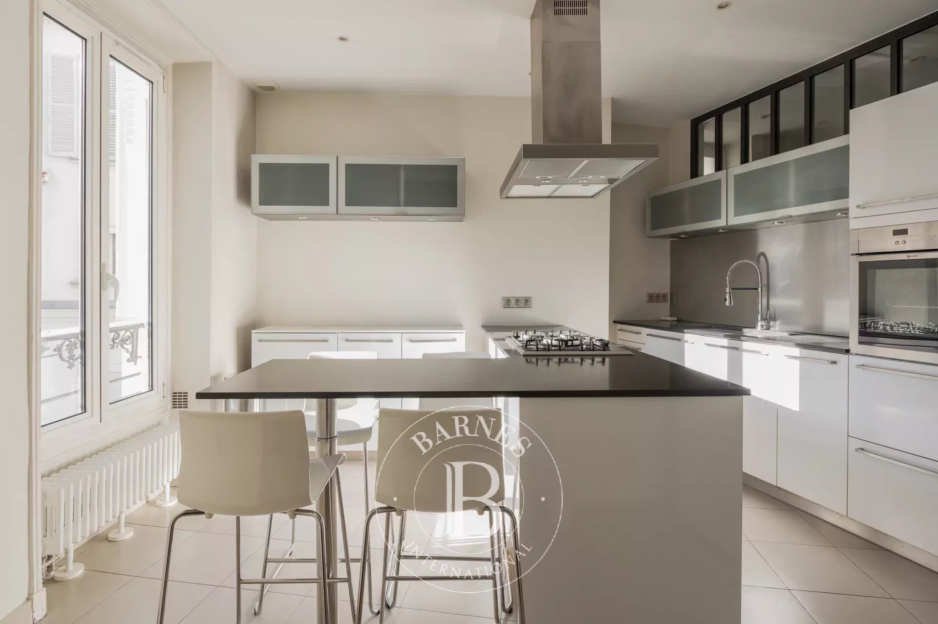 Daire Paris 9ème - picture 18