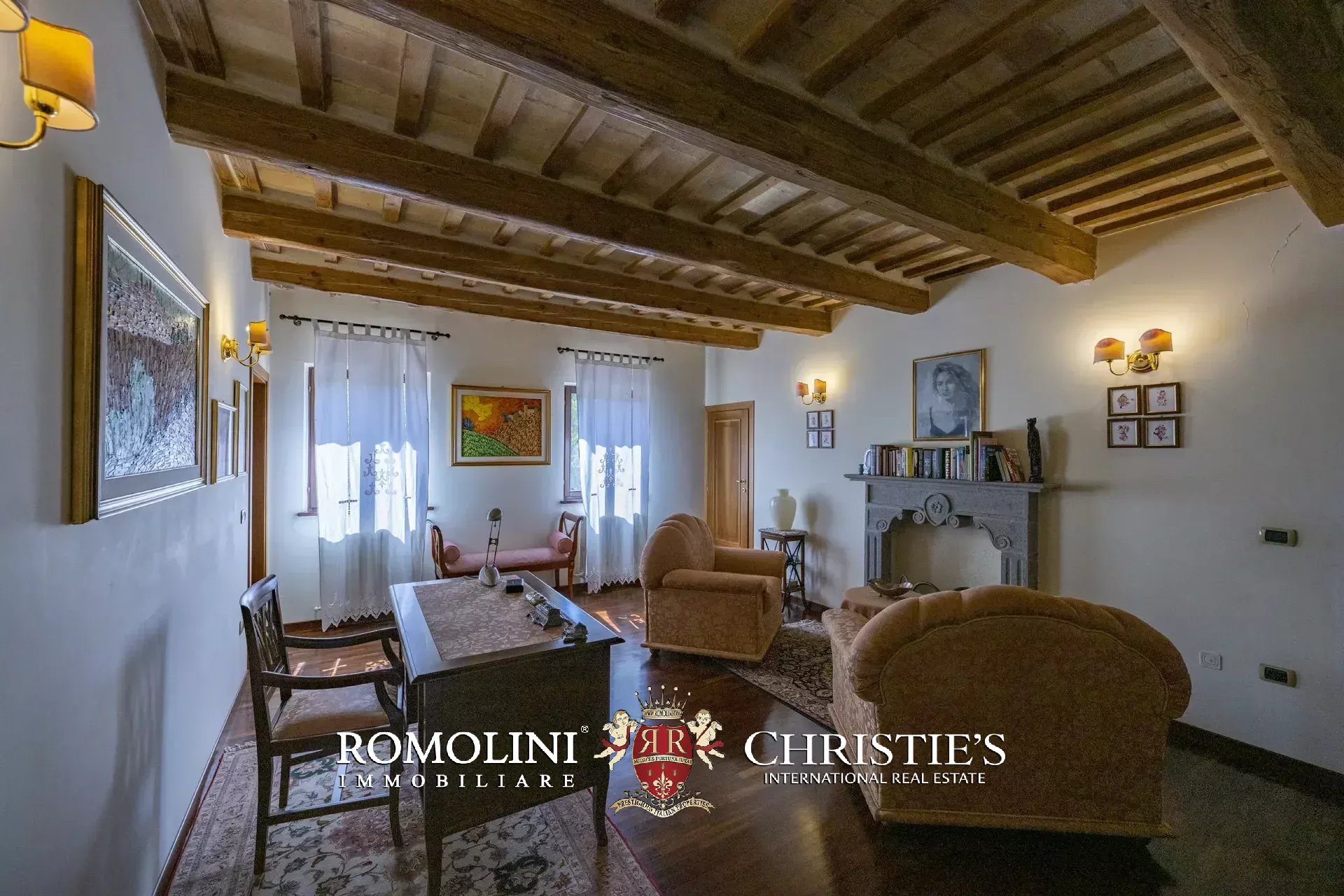 4 Bedroom Villa/Townhouse's Image 39