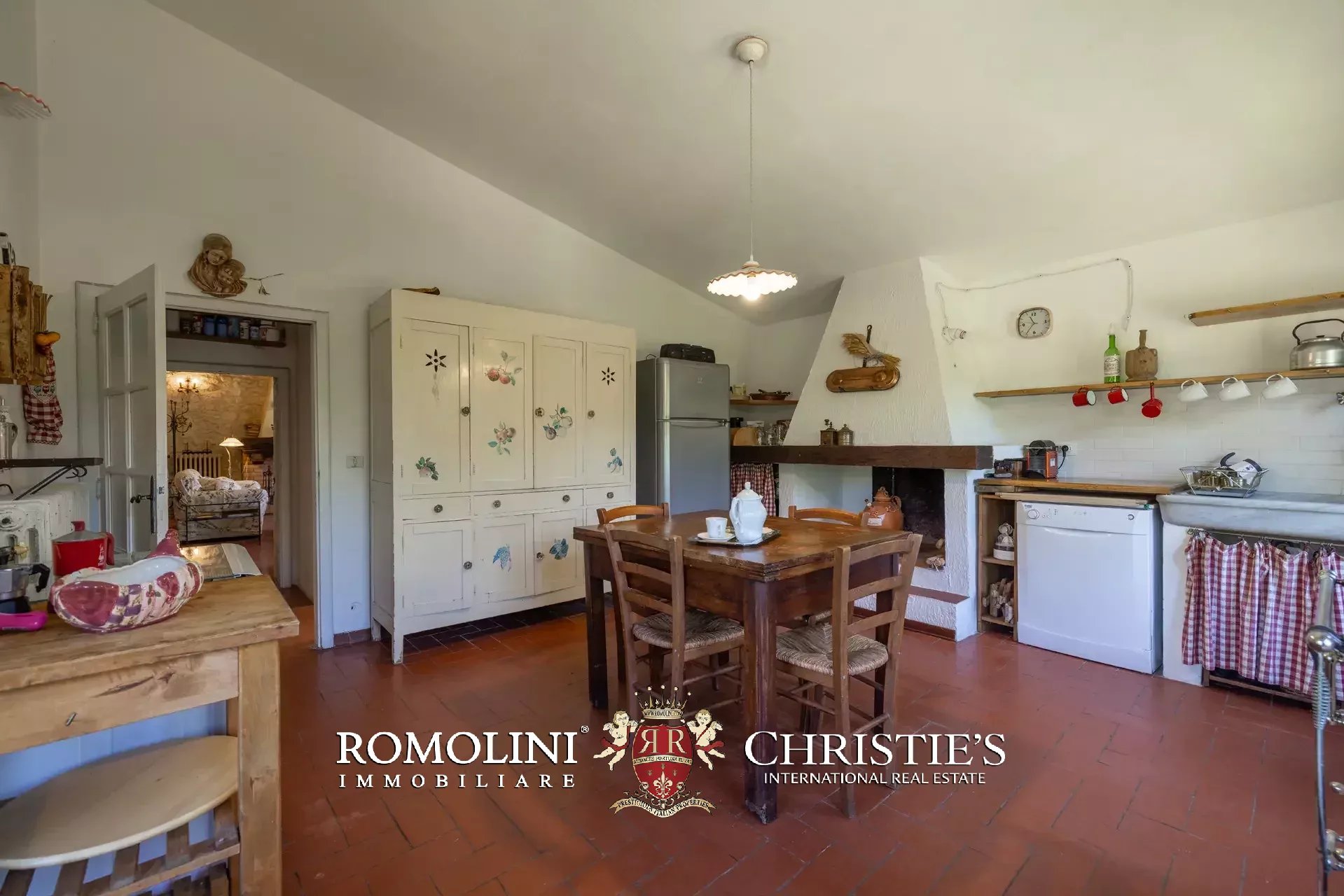 3 Bedroom Villa/Townhouse's Image 42