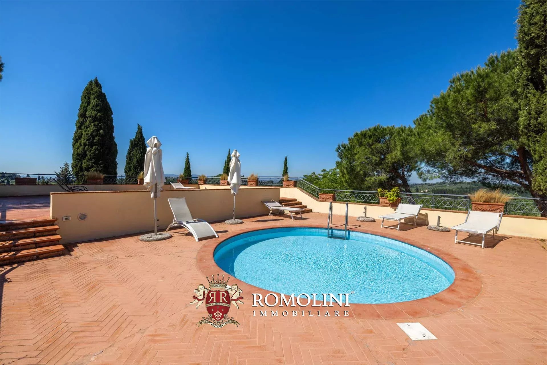 37 Bedroom Villa/Townhouse's Image 21