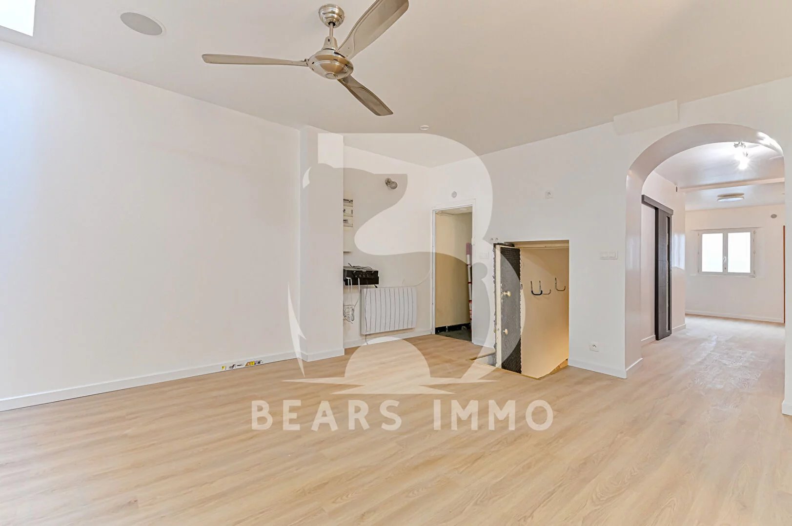 Appartement 2 pièces à vendre en rez-de-chaussée à Paris - 380 000 €
