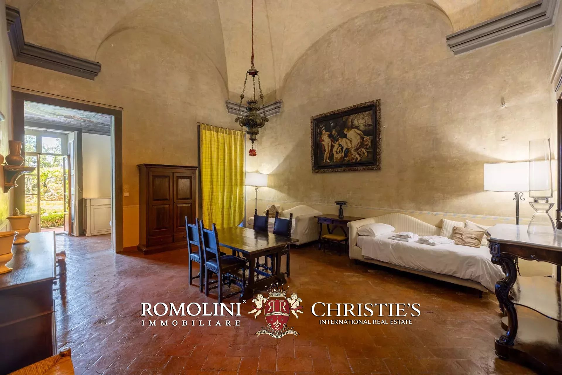 71 Bedroom Chateau's Image 69