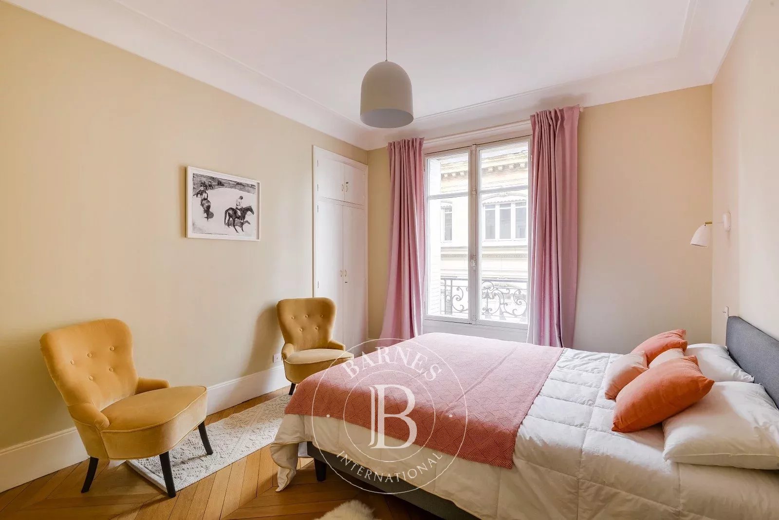 Daire Paris 8ème - picture 8