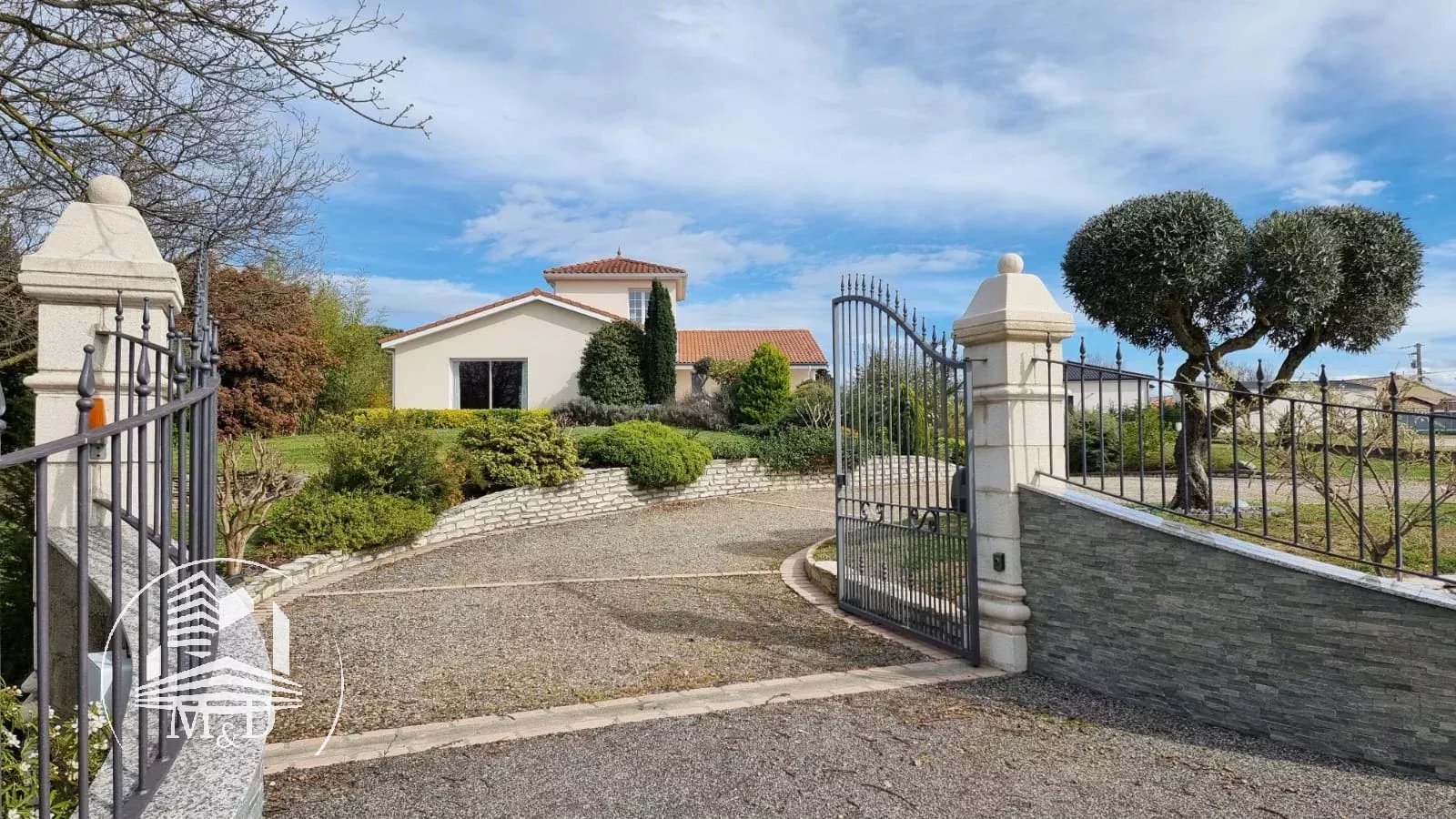 Agence immobilière de 