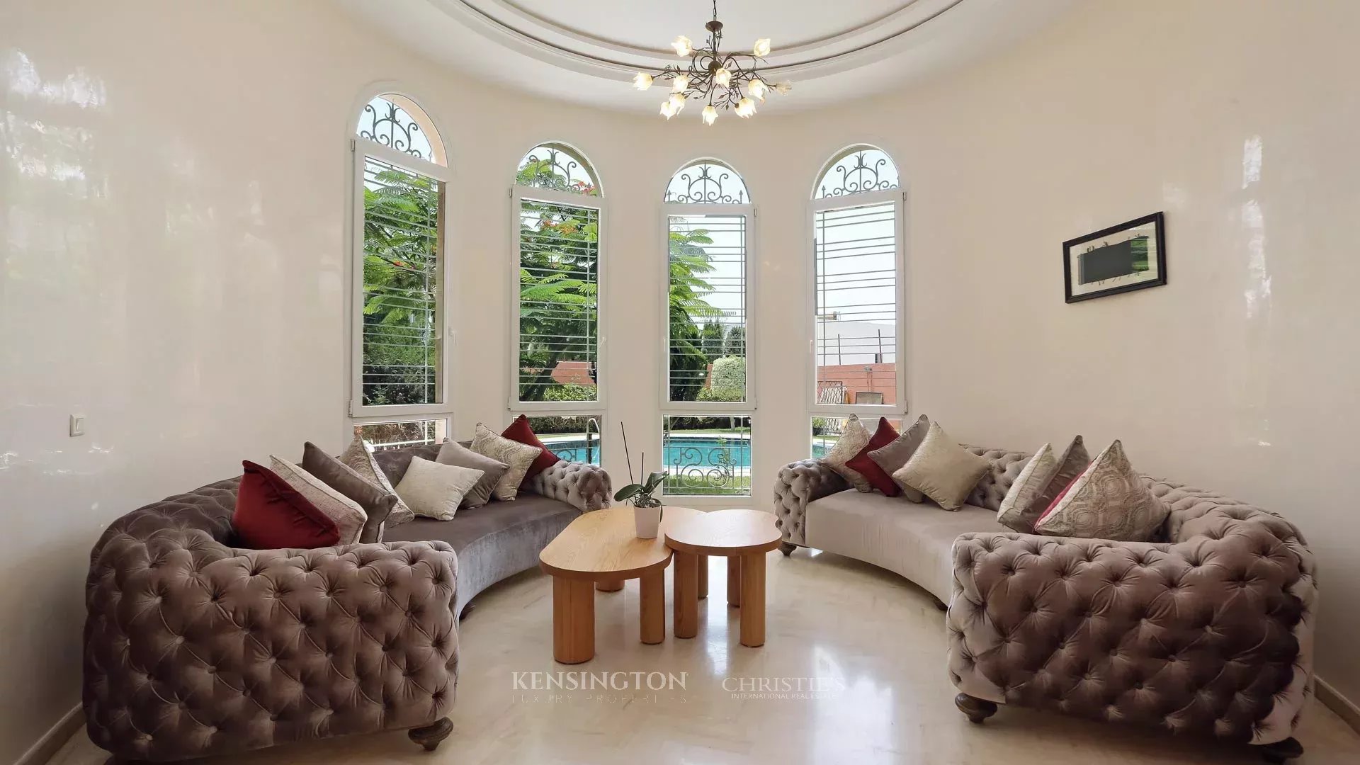 5 Bedroom Villa/Townhouse's Image 11