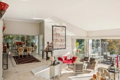 Valbonne Luxurious Villa for sale with Jacuzzi and Guest House — photo 8 of 8