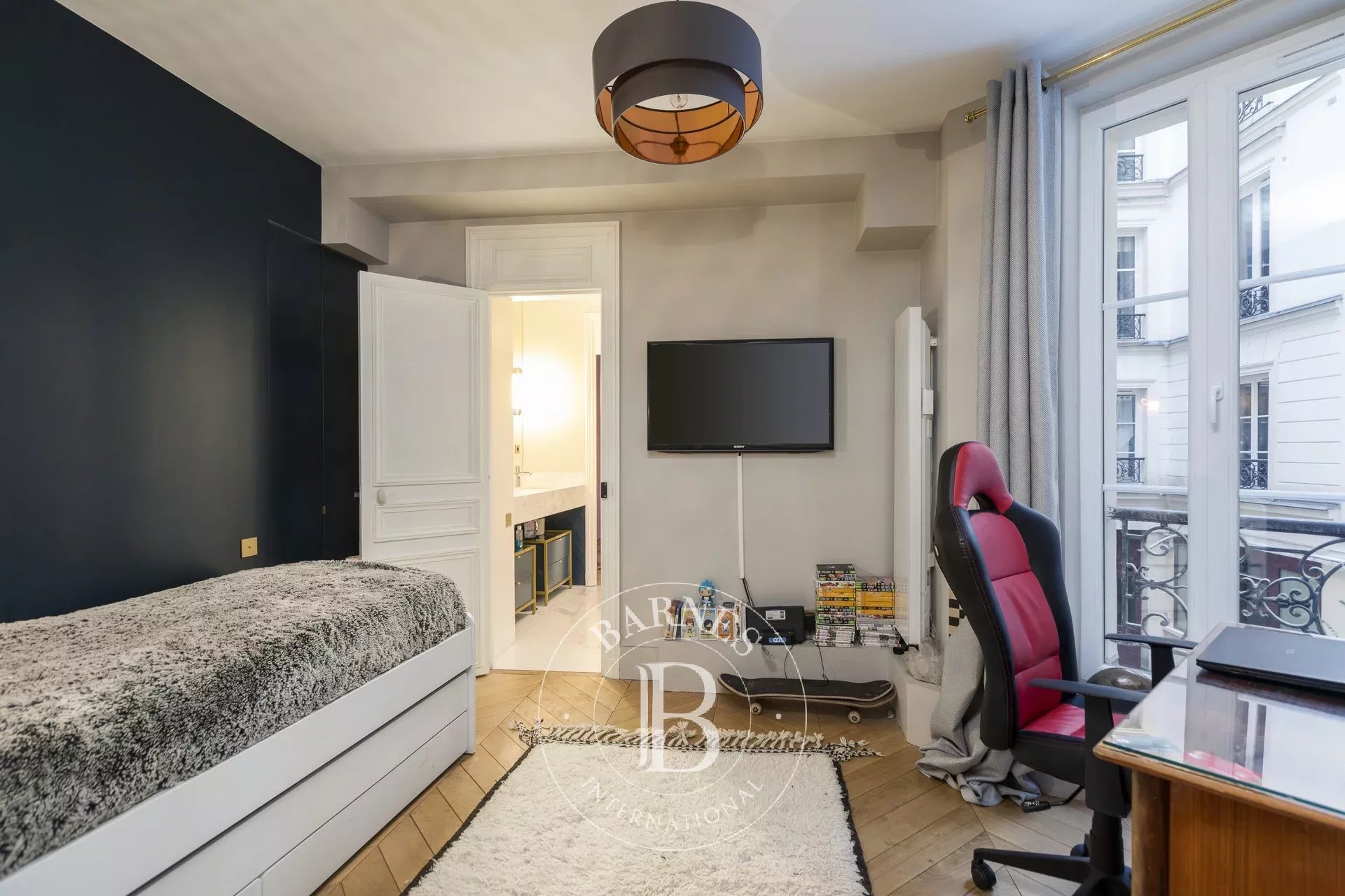 Daire Paris 7ème - picture 9