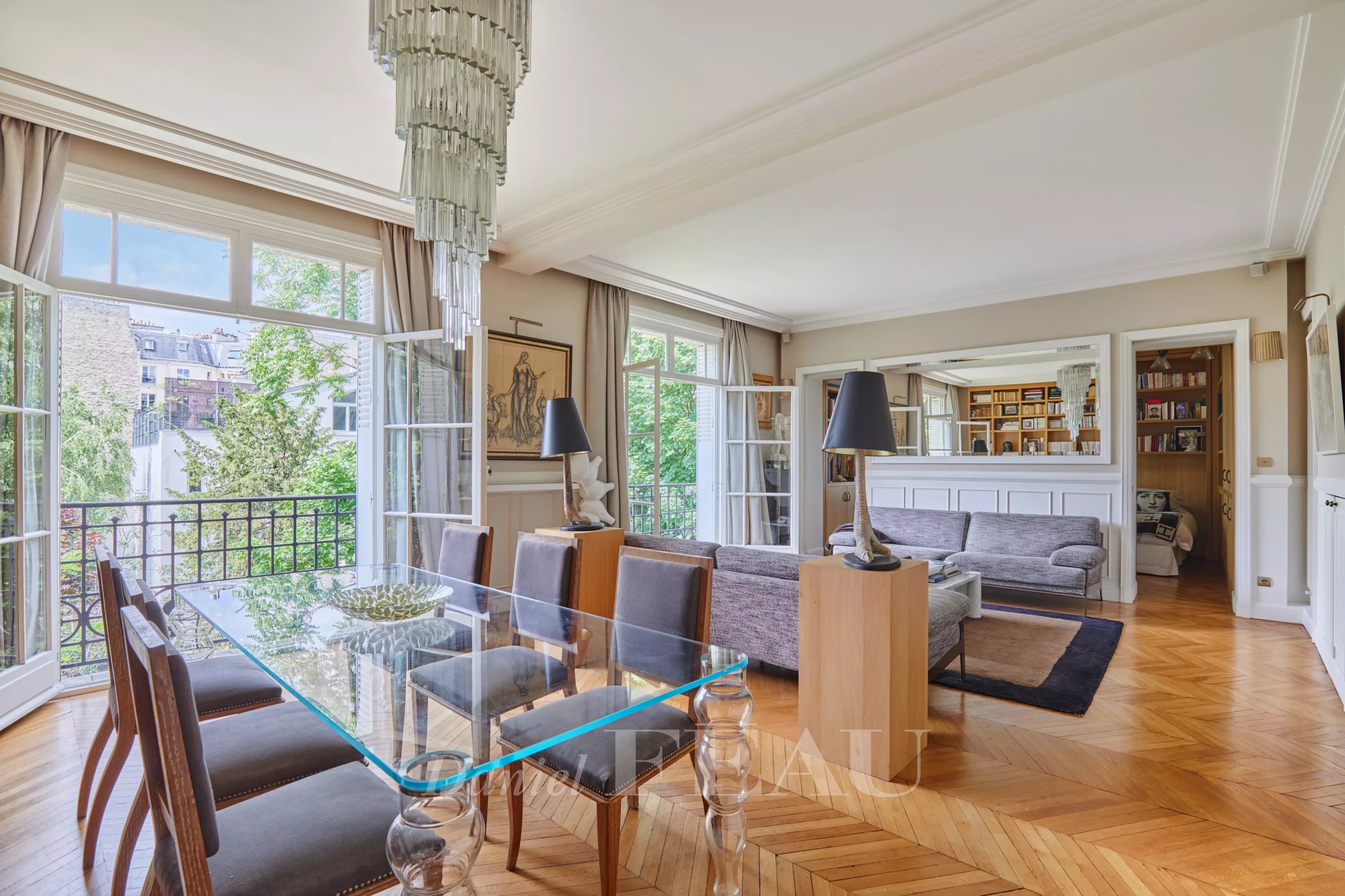 Paris XVIIe - Villa des Ternes - 4 bedrooms.