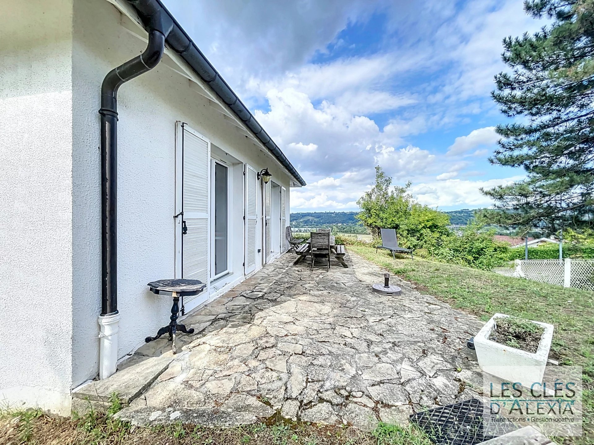 Agence immobilière de 