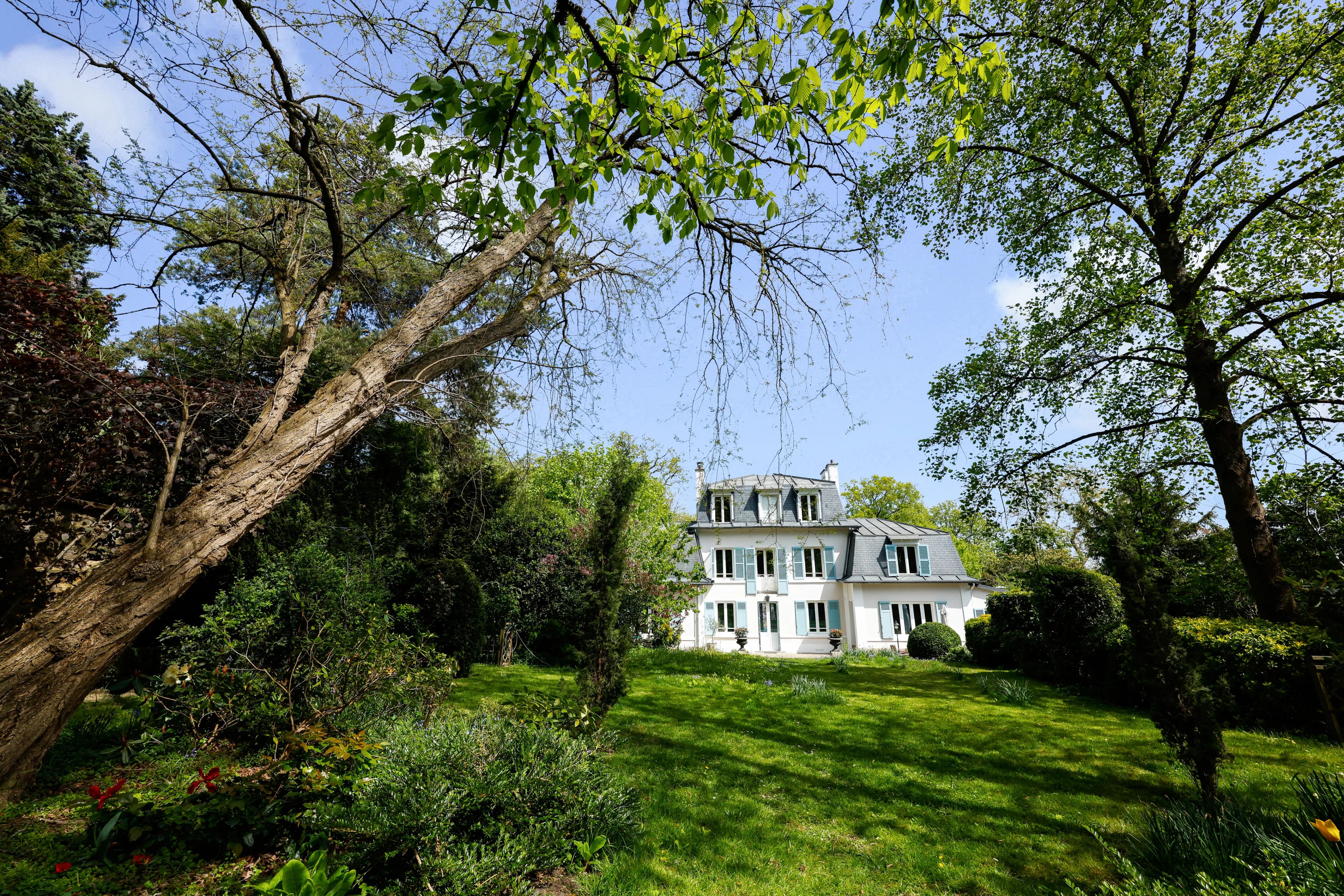 Sale House Louveciennes