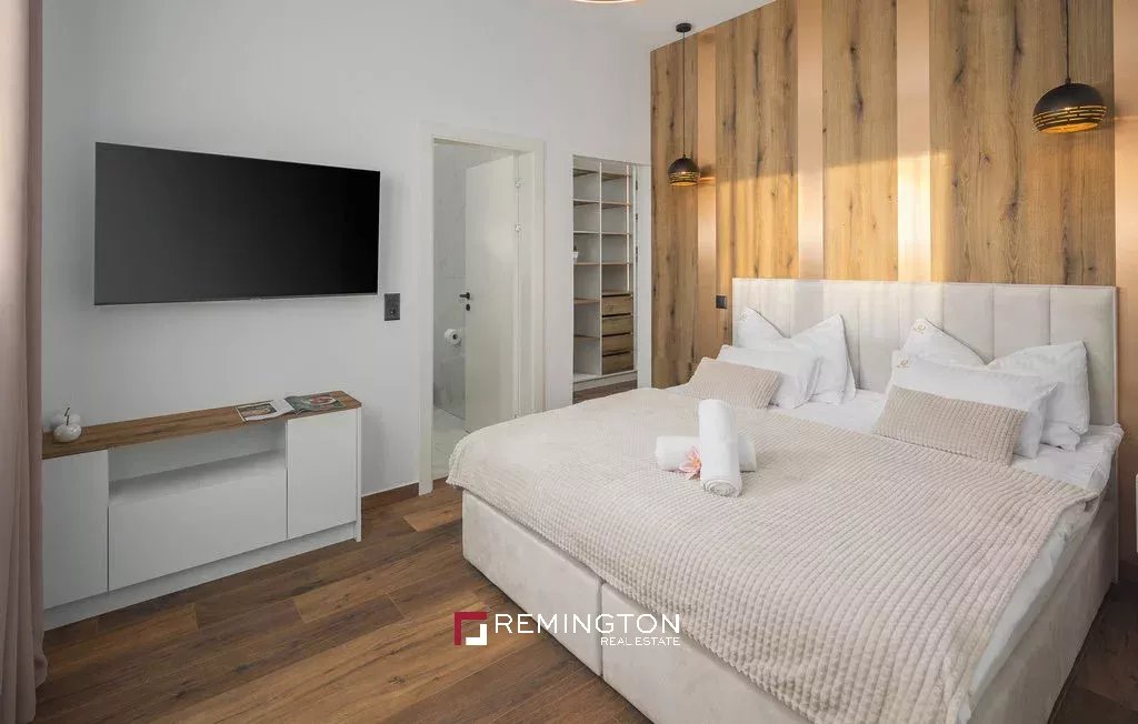 4 Bedroom Villa/Townhouse's Image 19