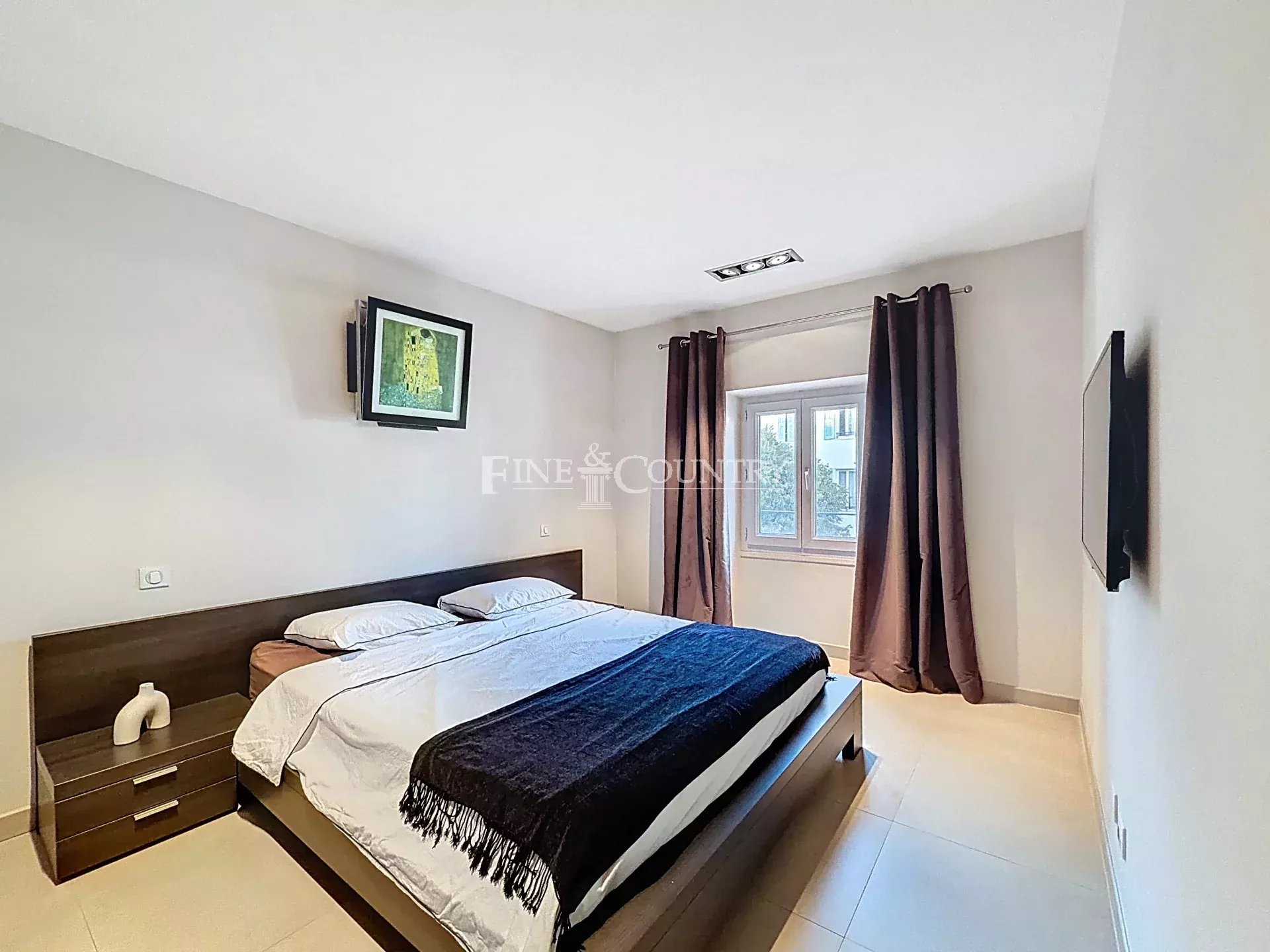 Photo of APPARTEMENT FOR SALE CANNES CENTER BANANE