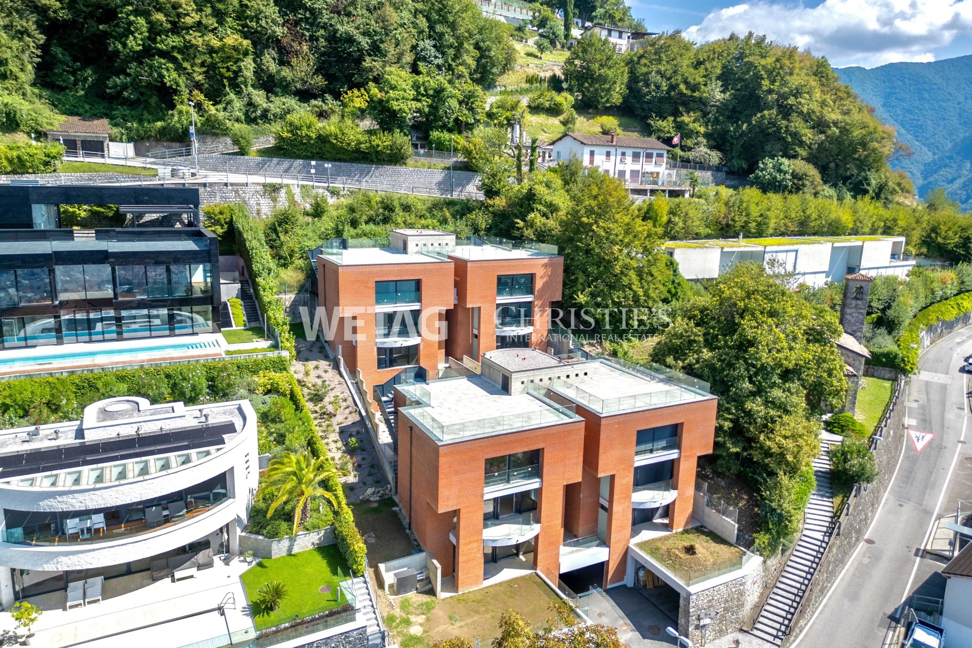 4 Bedroom Villa/Townhouse's Image 7
