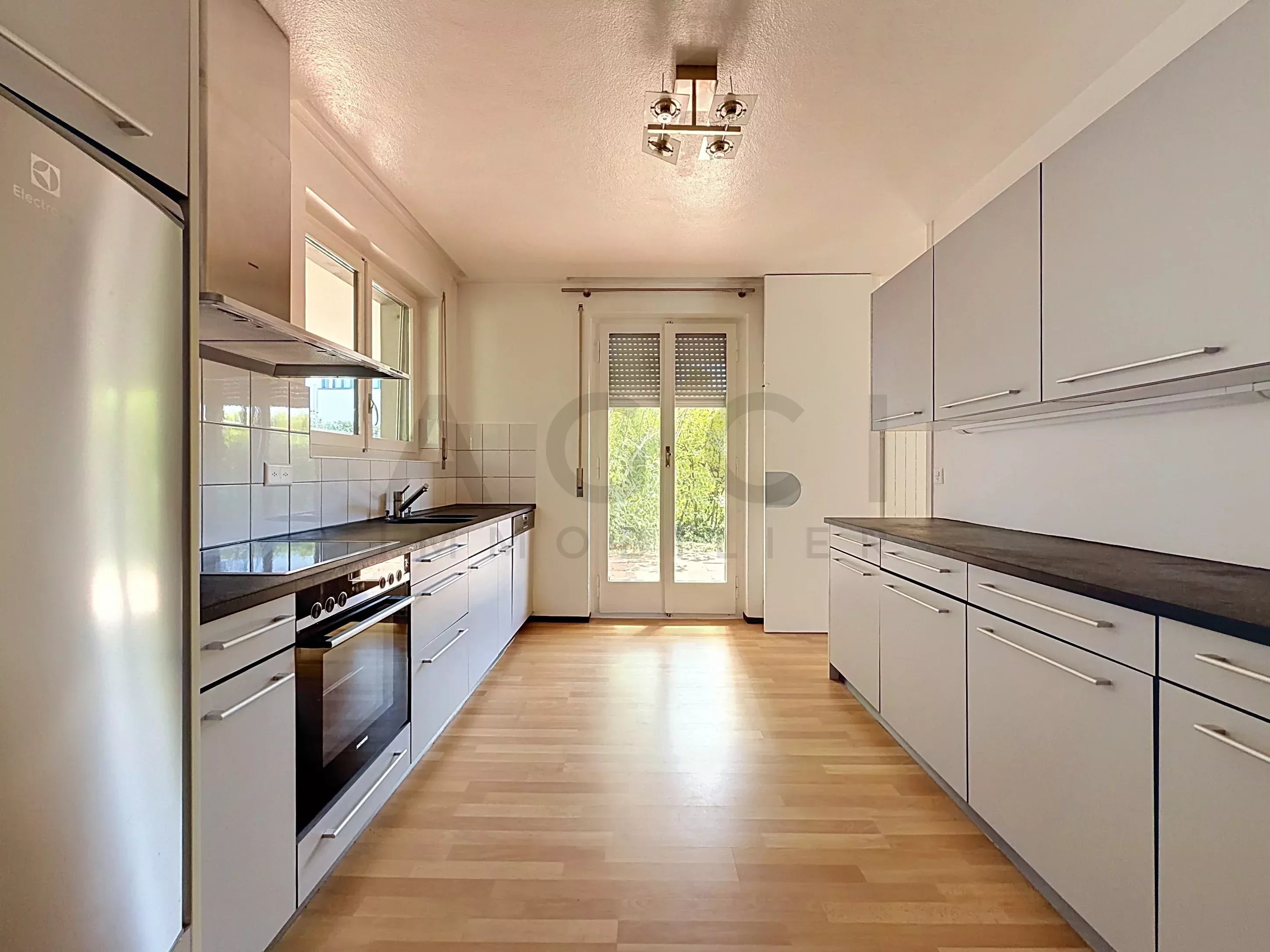 Magnifique villa avec vue panoramique et accès privé au lac – Anières (Genève)