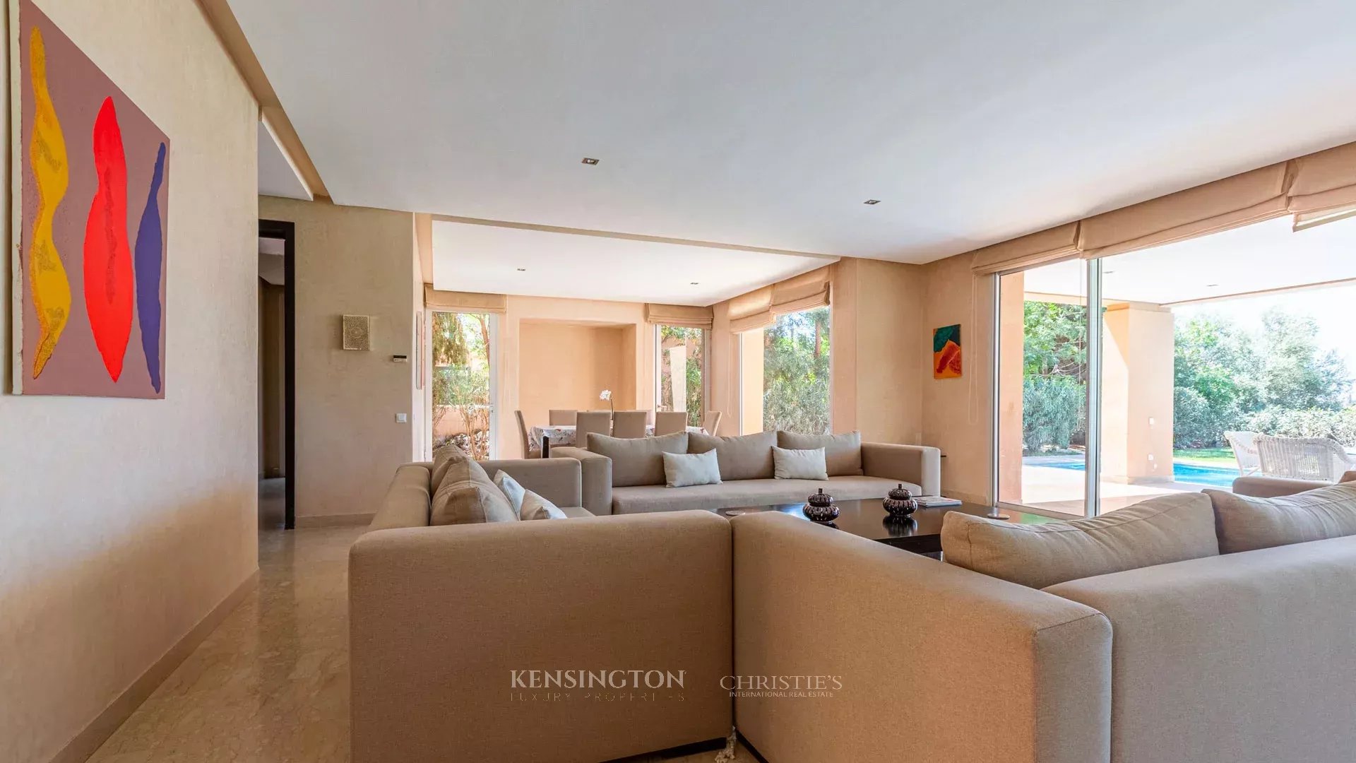 4 Bedroom Villa/Townhouse's Image 6