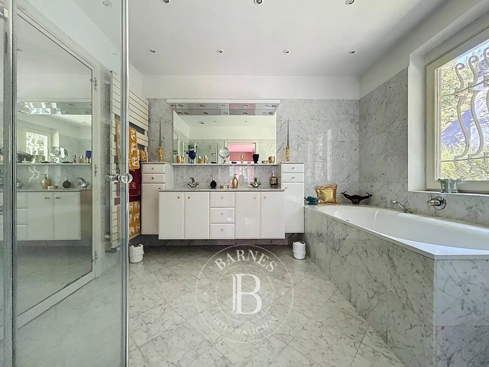 Uccle - Prince dOrange - Villa sur 19,20 ares - 5 chambres - environ 400 m²