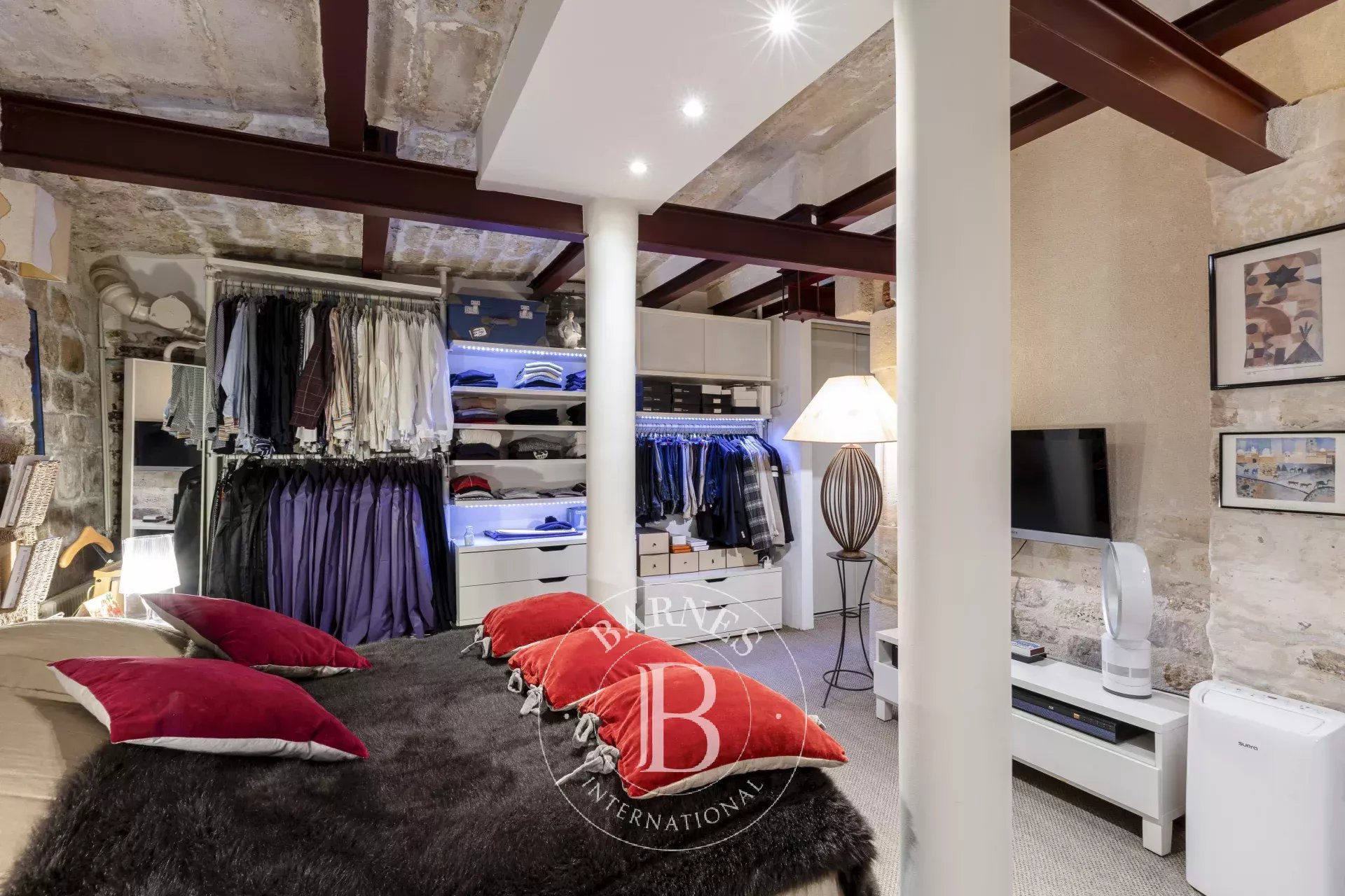 Daire Paris 3ème - picture 12