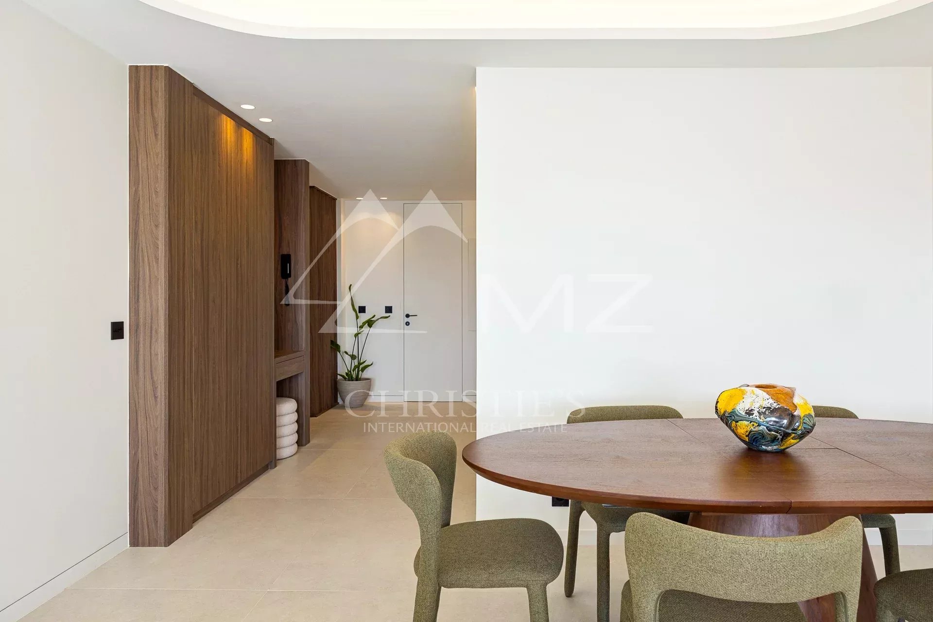 2 Bedroom Apartment/Flat's Image 21