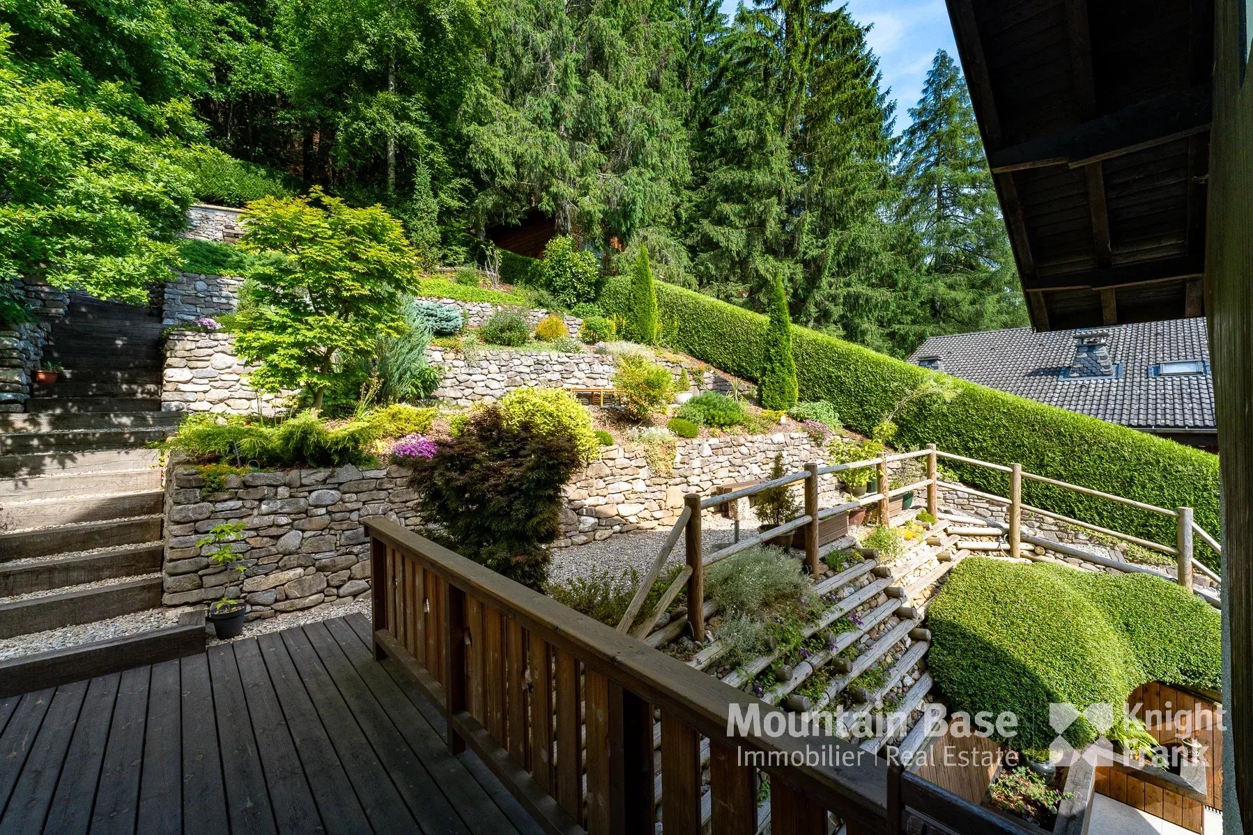 Photo of A 7-bedroom chalet close to the centre of St Jean d'Aulps