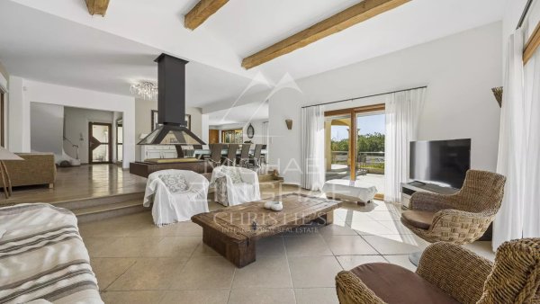Elegant contemporary villa in the heart of Provence — photo 5