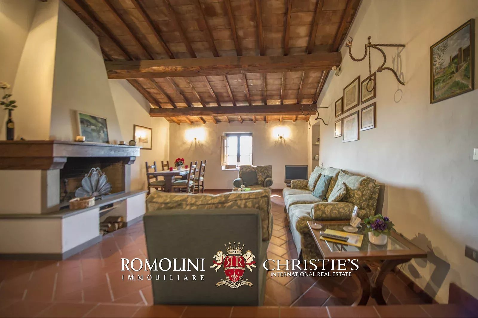20 Bedroom Vineyard's Image 45