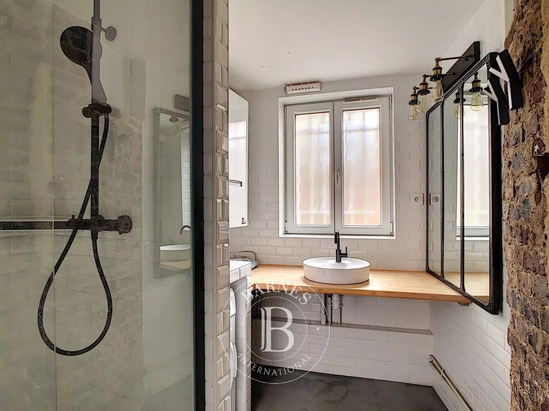 Daire Paris 18ème - picture 10