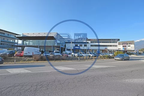 Negozio---Locale-commerciale-in-affitto---Brunico-0