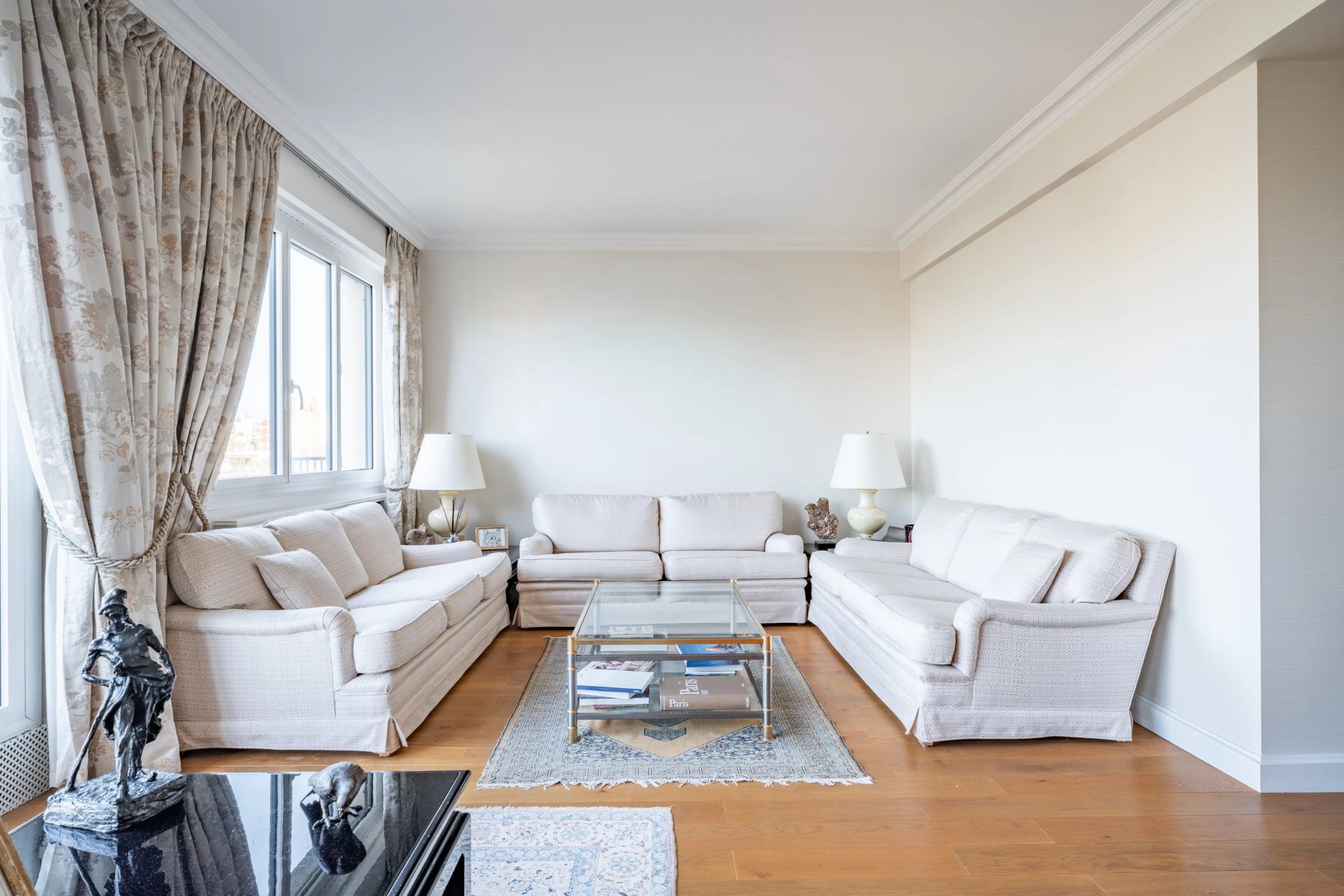 6 Bedroom Apartment/Flat's Image 3