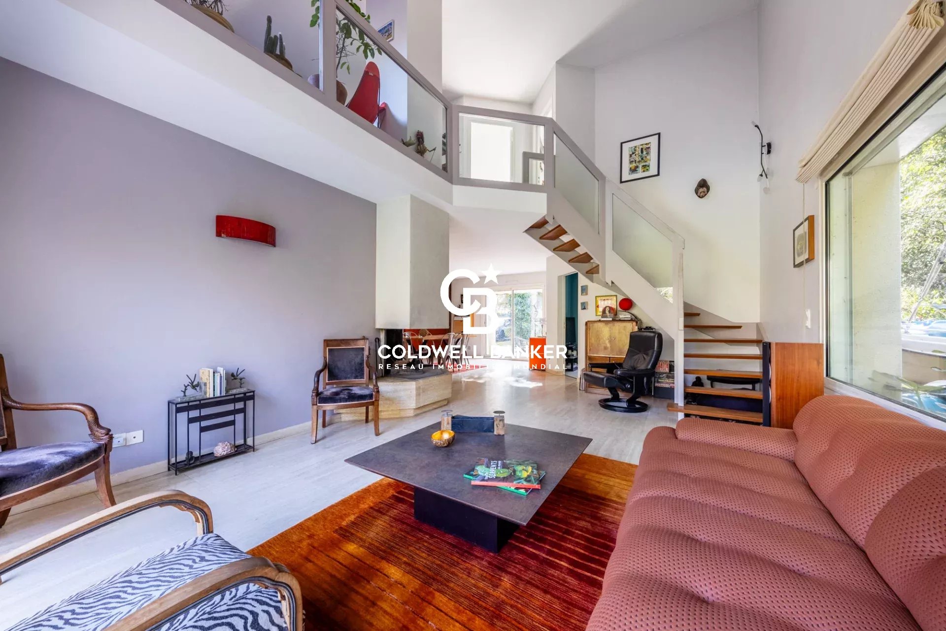 CARQUEFOU - MAISON 8 PIECES -  PISCINE