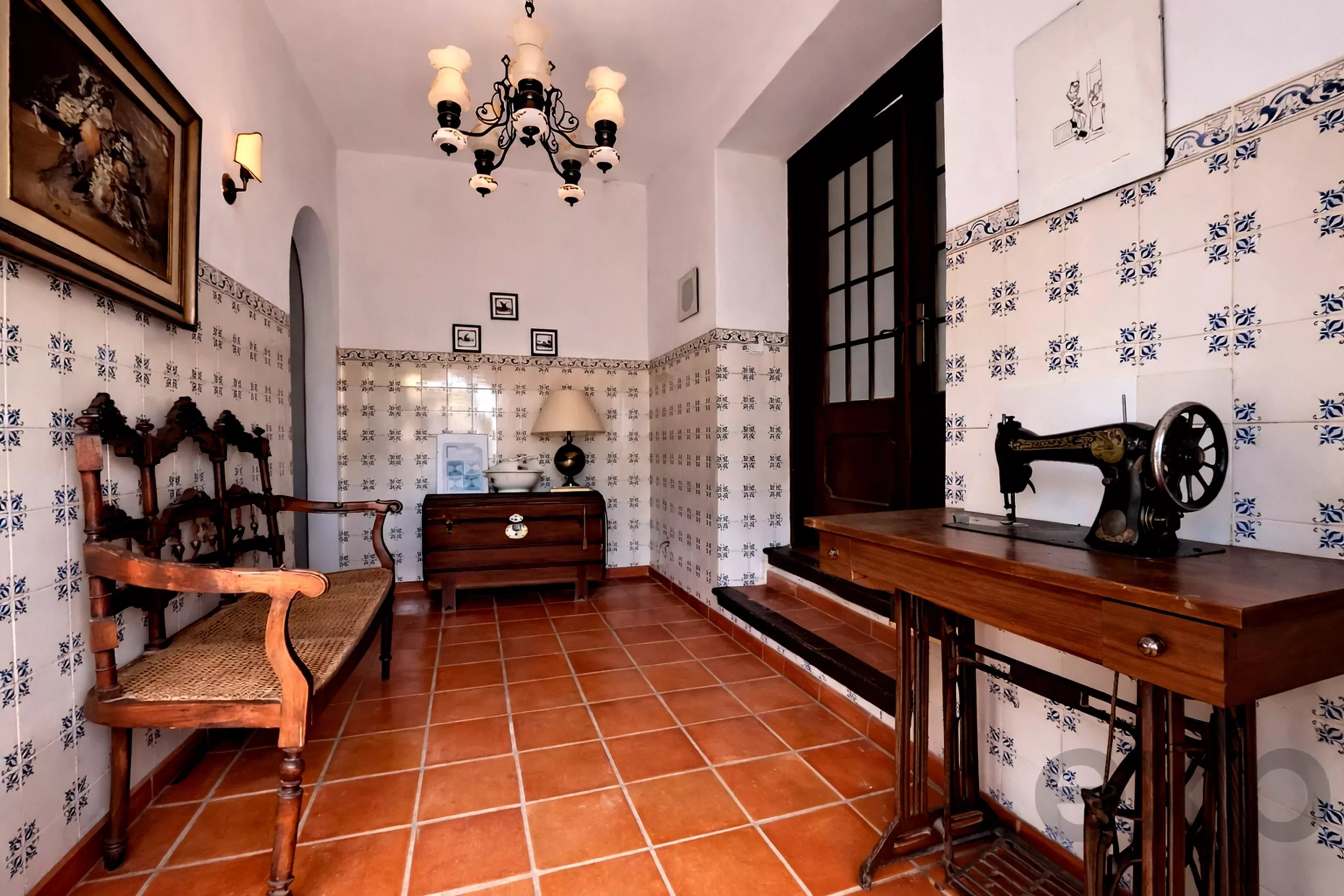 Country Estate with Pool, 4-Bedroom Main House and Three 1-Bedroom Cottages in Olhão 86832037 image 10