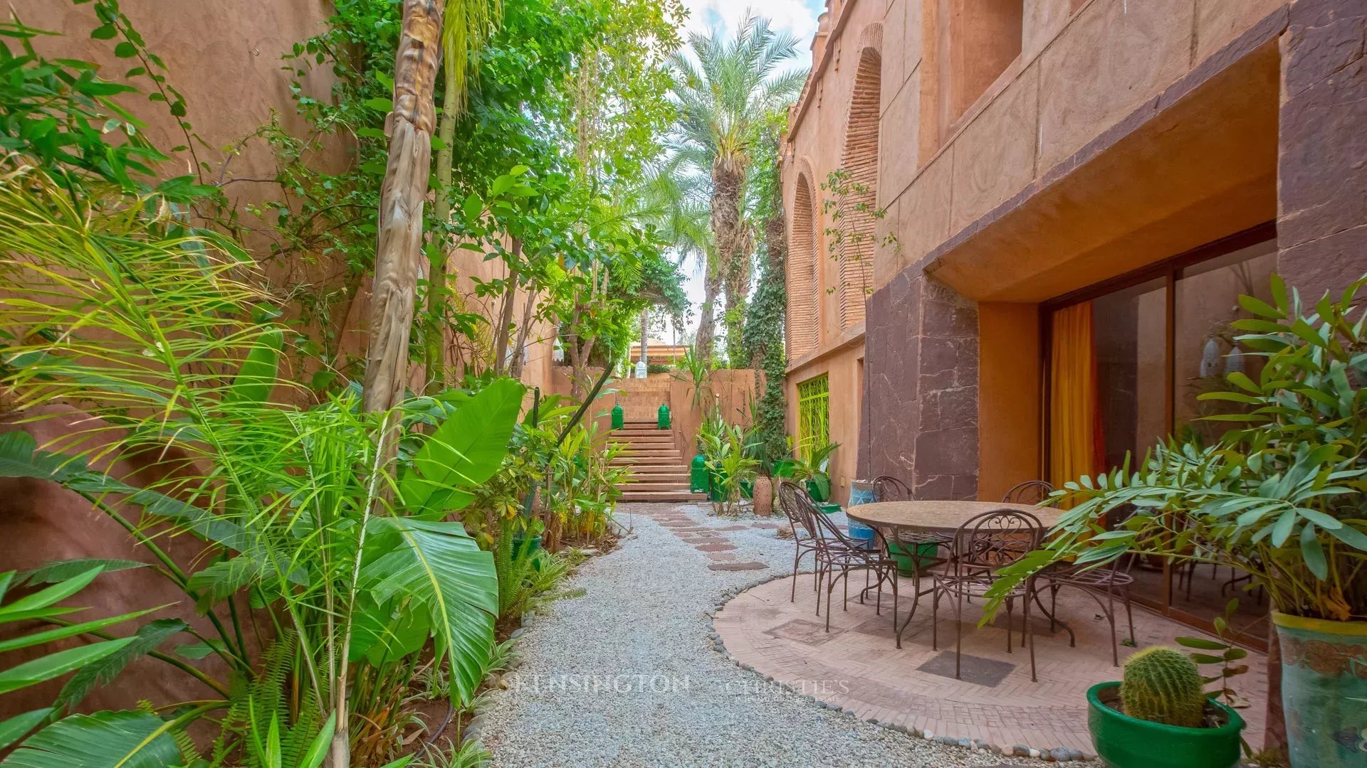 5 Bedroom Villa/Townhouse's Image 38