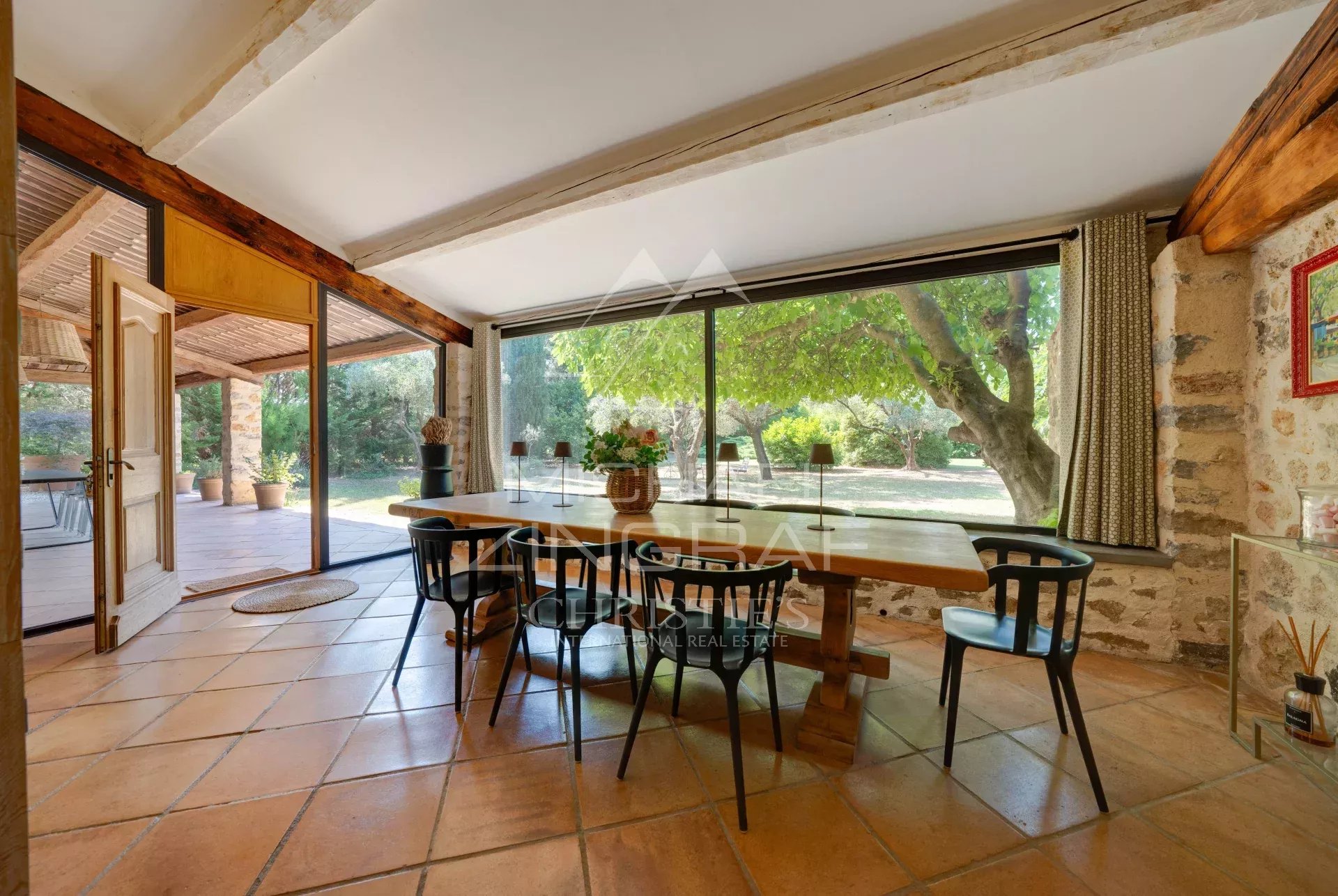 5 Bedroom Villa/Townhouse's Image 5