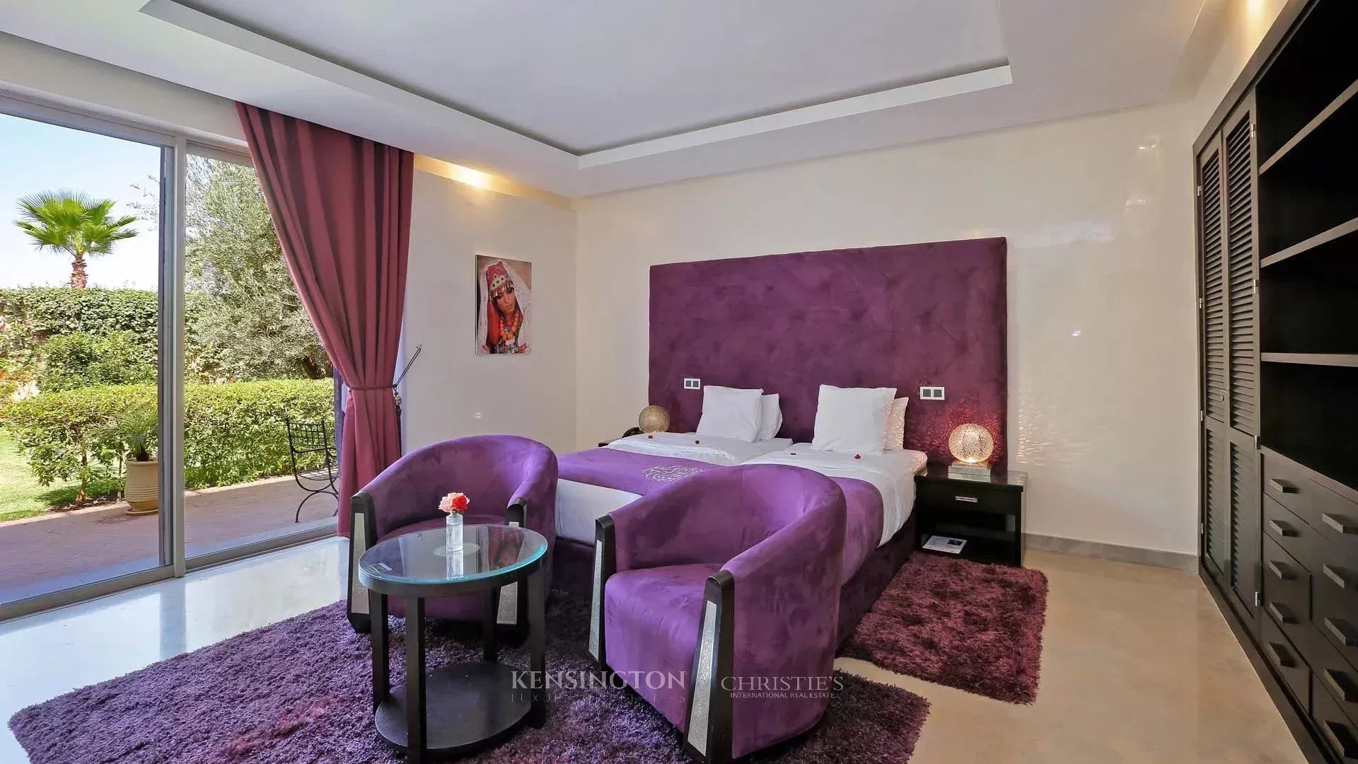 6 Bedroom Villa/Townhouse's Image 25