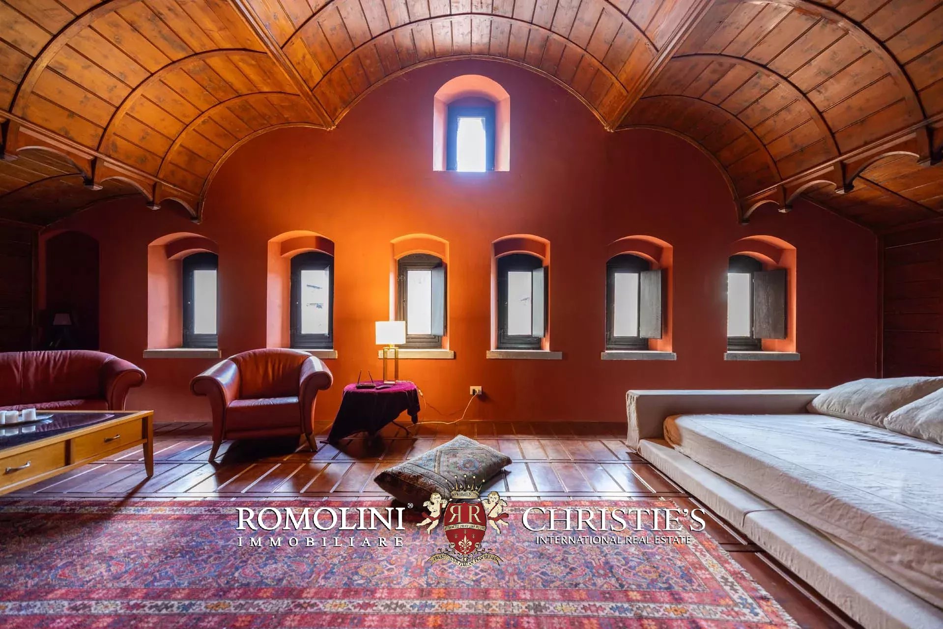 35 Bedroom Chateau's Image 71