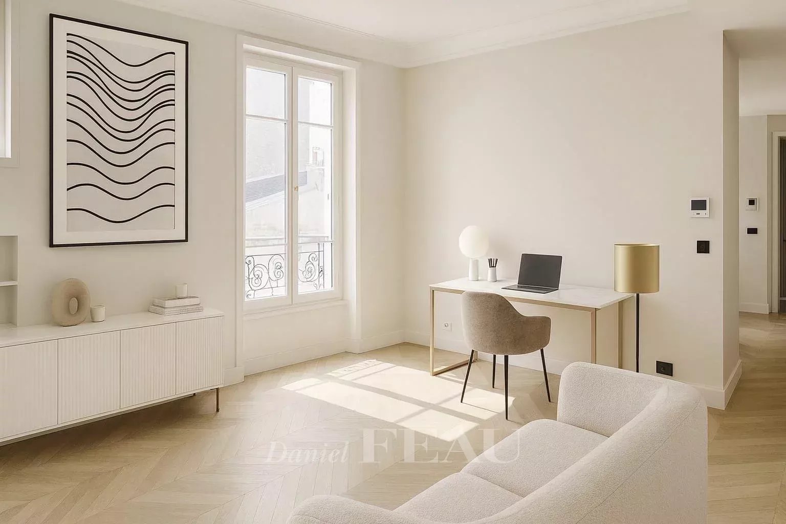 Paris 8th District – A renovated pied a terre