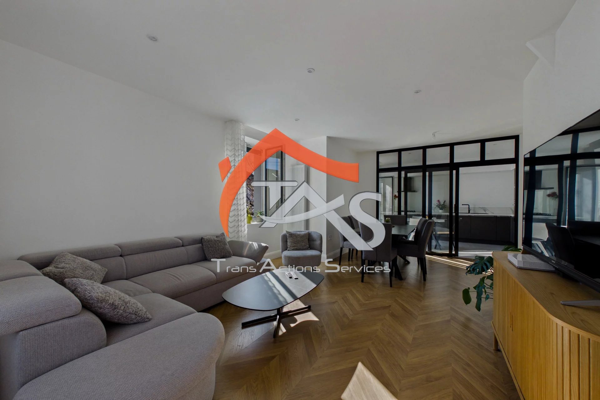 Maison de ville type F4/F5 avec garage - Photo 2