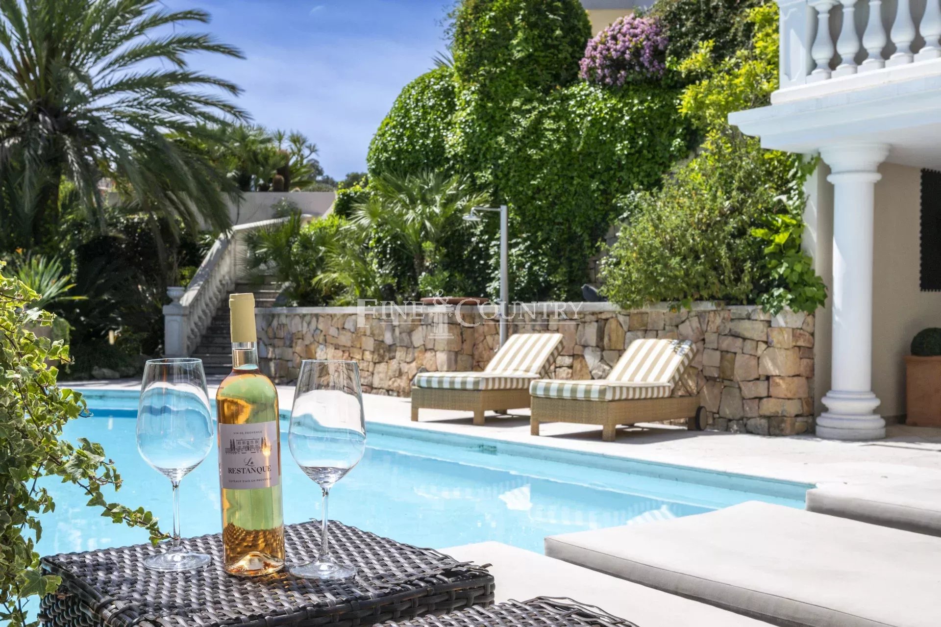 Photo of Florentine Villa for sale in Mandelieu-la-Napoule